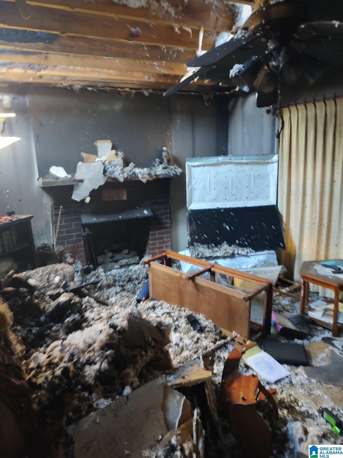 Homes for sale in Anniston, AL | 1212 Robertson Road, Anniston, AL 36207 | MLS# 21445905