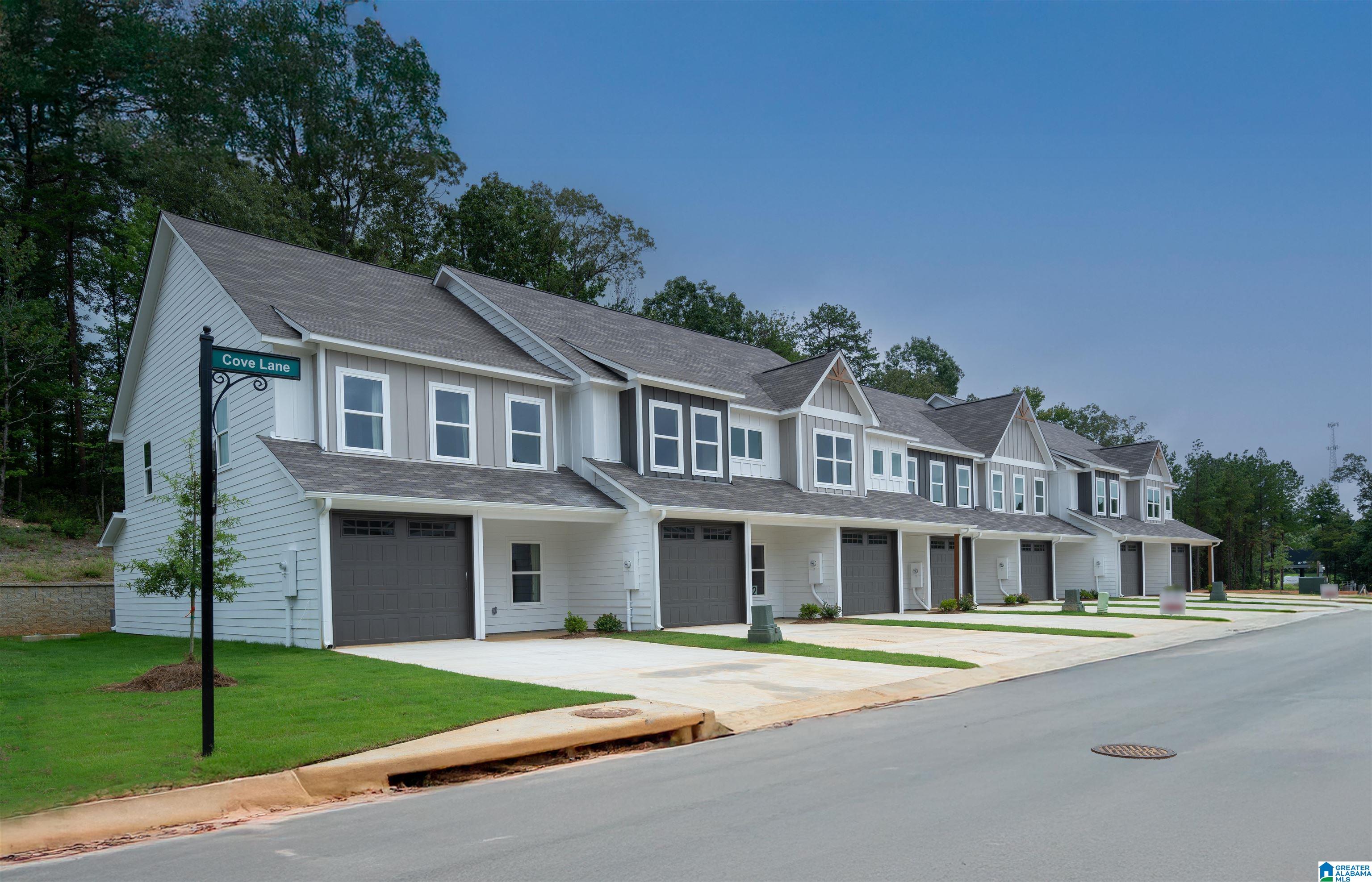 Homes for sale in Woodstock, AL | 22112 Cove Lane, Woodstock, AL 35111 | MLS# 21445933