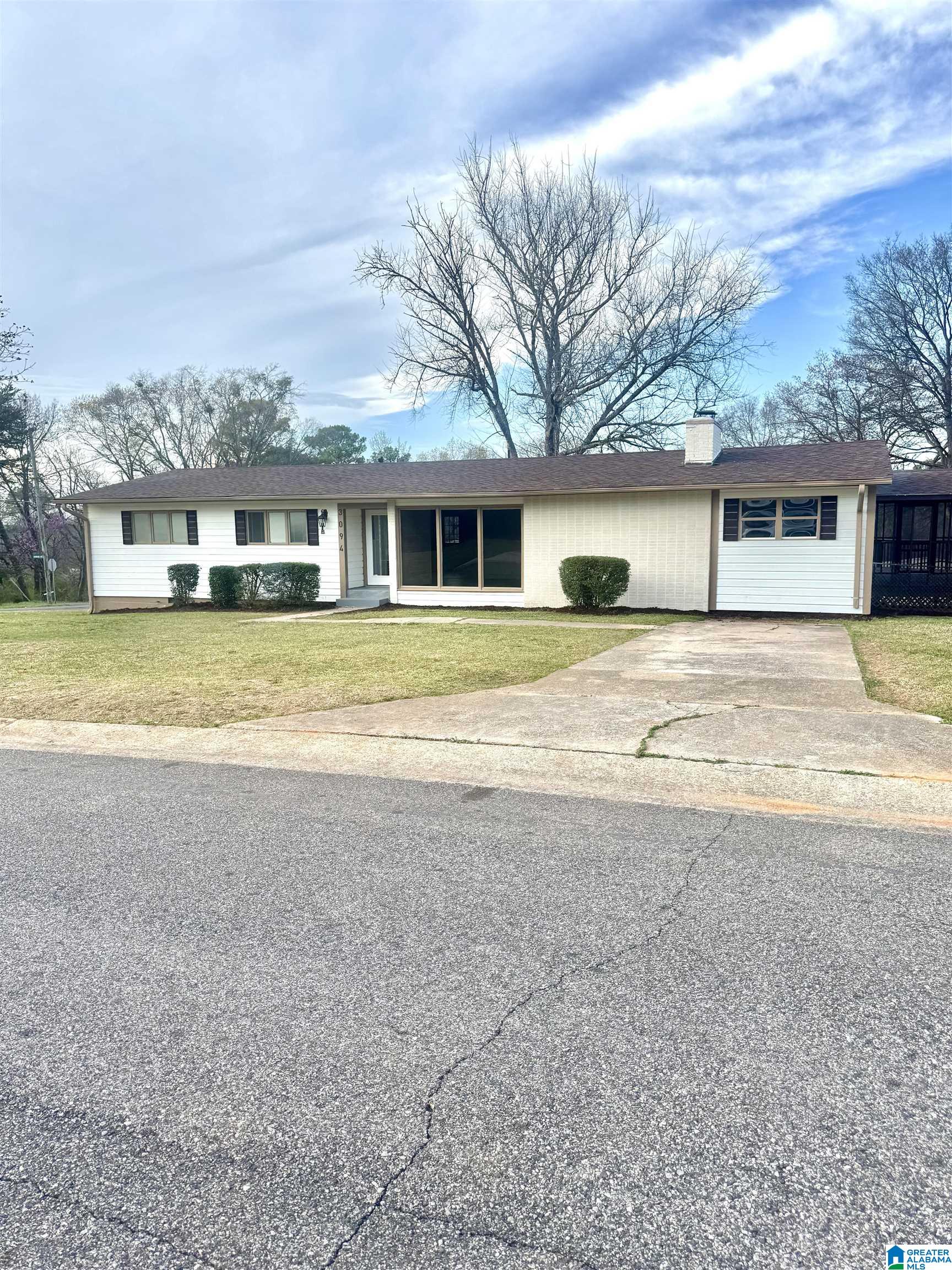 Homes for sale in Birmingham, AL | 3094 Wenonah Park Road Sw, Birmingham, AL 35211 | MLS# 21445938