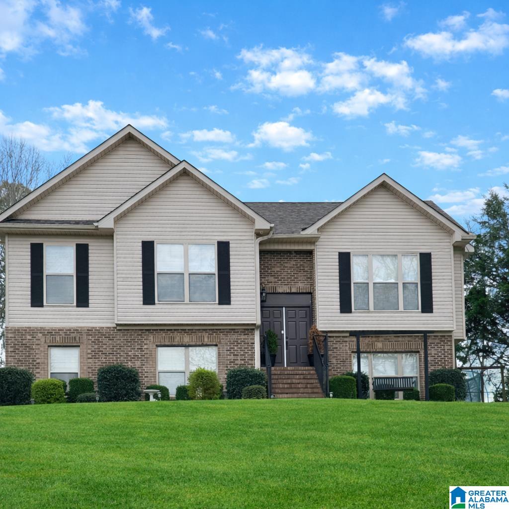 Homes for sale in Woodstock, AL | 195 Pike Road, Woodstock, AL 35188 | MLS# 21446021