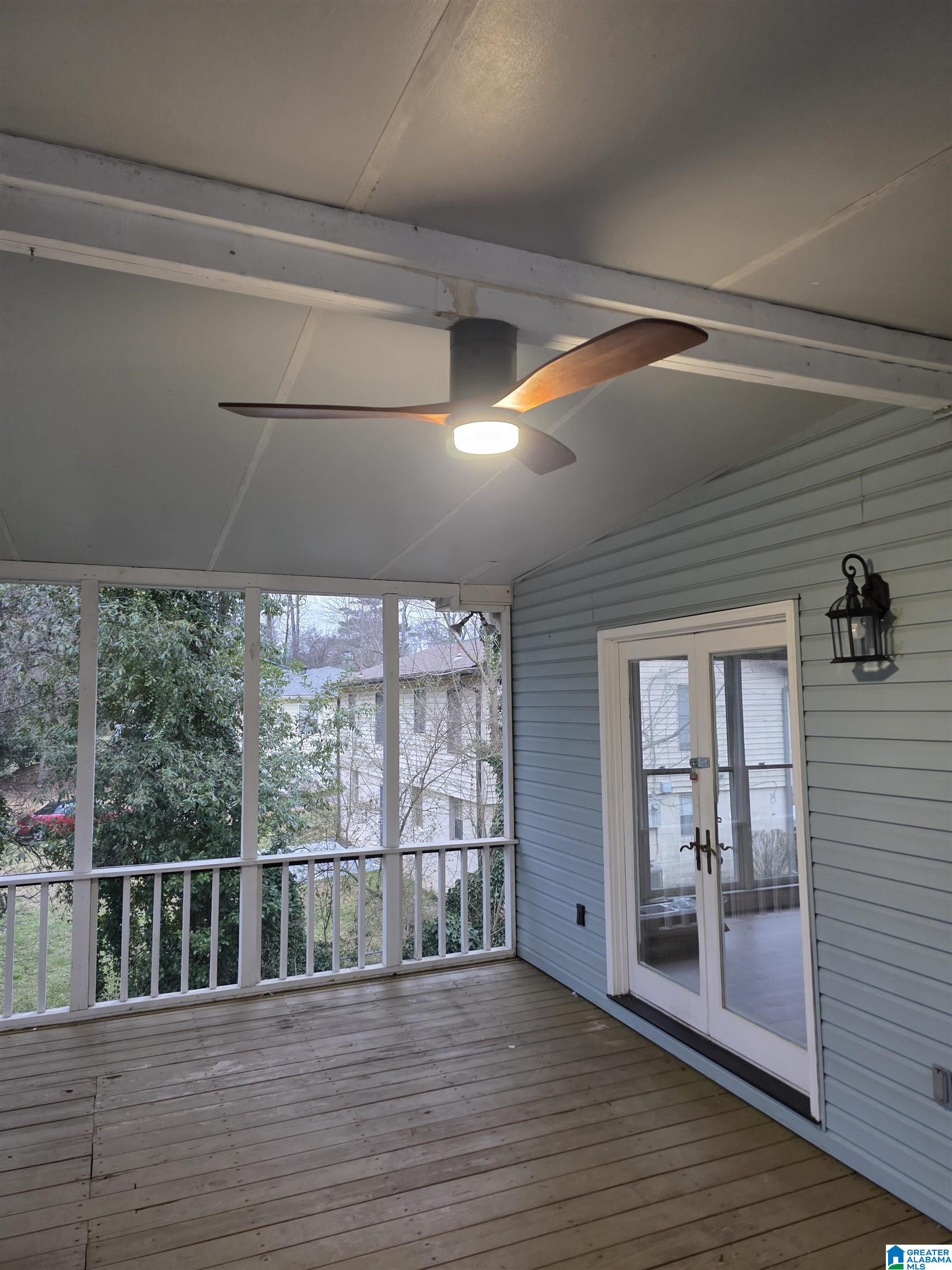 529 Camellia Camellia Road