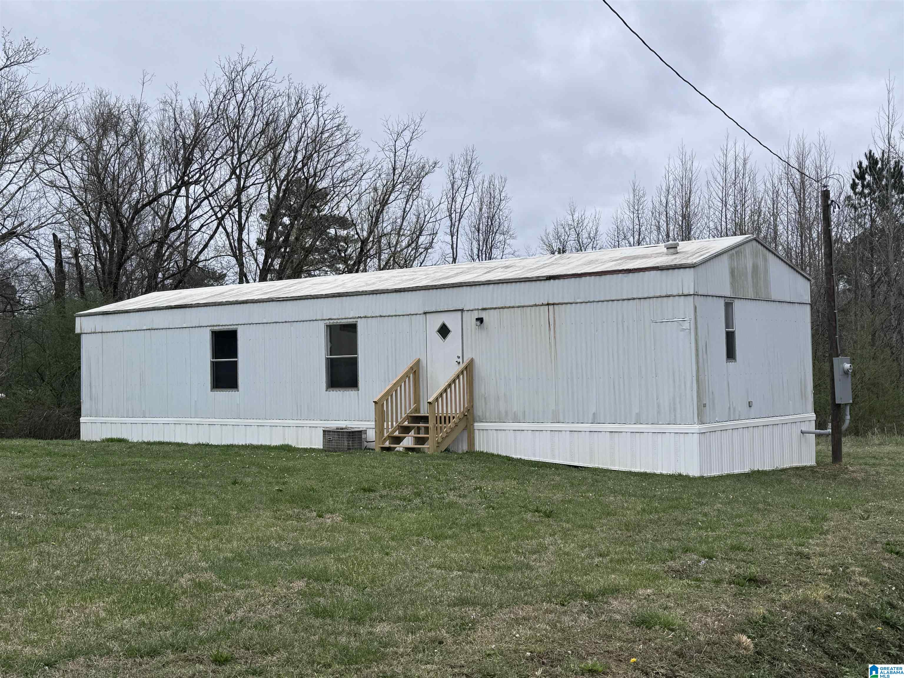 Homes for sale in Vinemont, AL | 246 County Road 1371, Vinemont, AL 35179 | MLS# 21446136