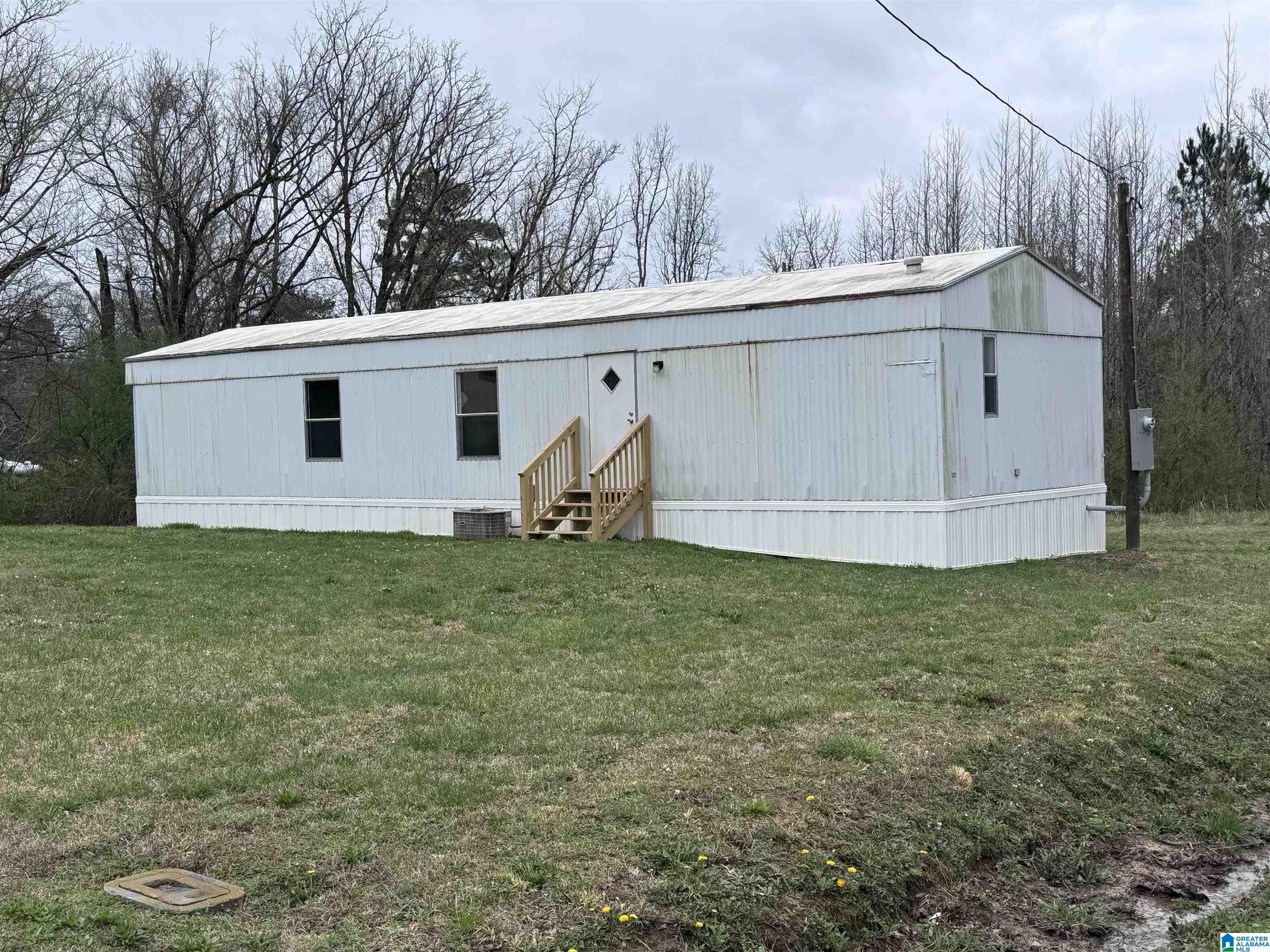 Homes for sale in Vinemont, AL | 246 County Road 1371, Vinemont, AL 35179 | MLS# 21446136