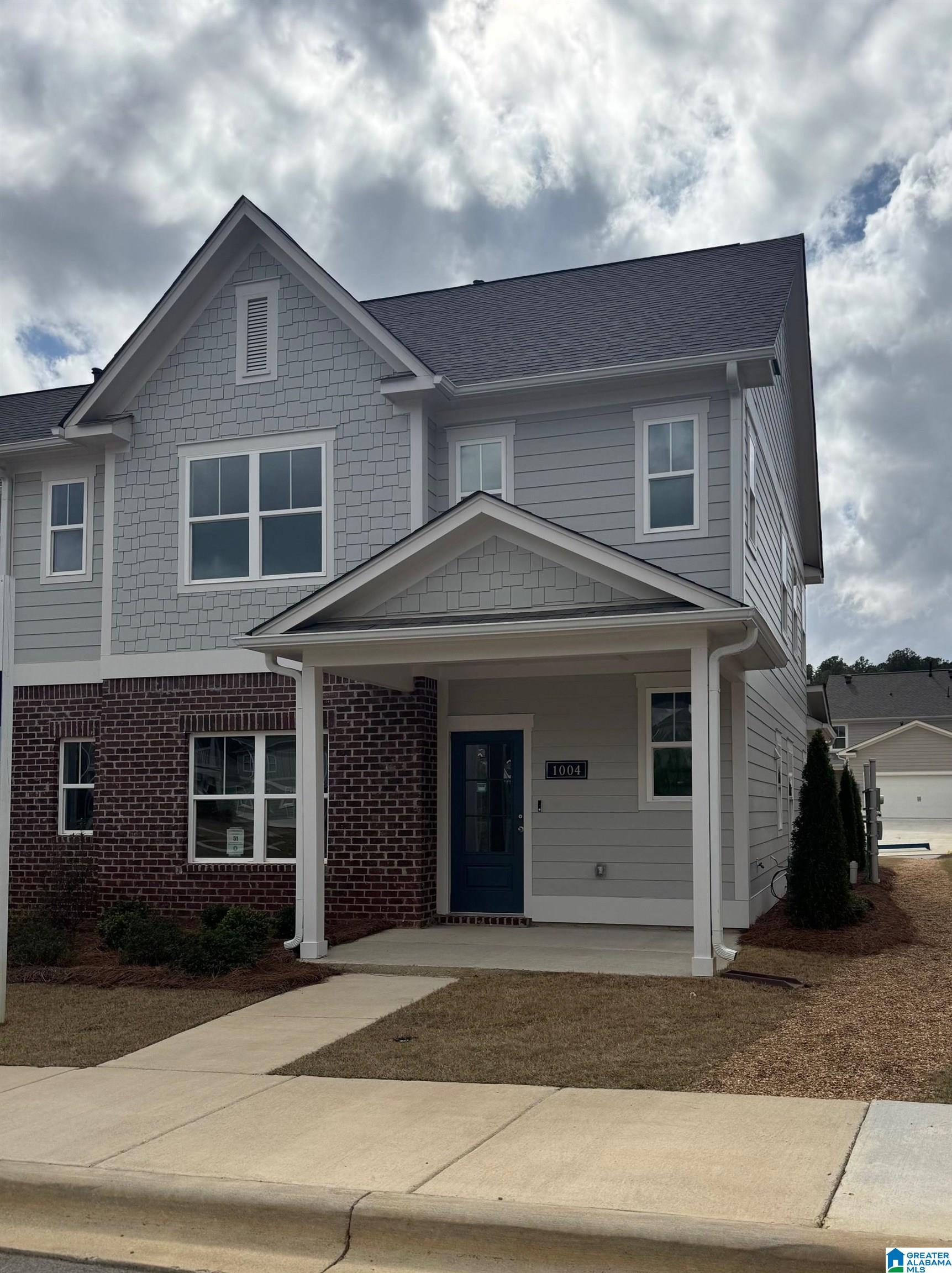 1004 Unali Townes Loop E