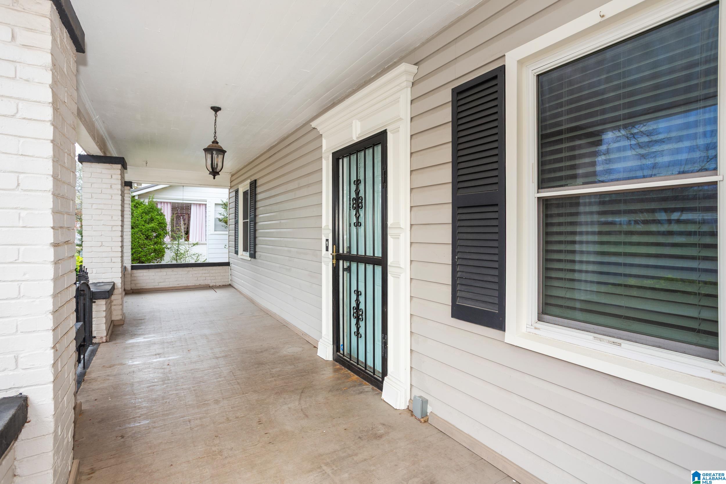 Photo 3 of Single family home for sale at 8309 1st Avenue SE, Leeds, AL 35094 | MLS# 21446252 | Listing updated on 2026-05-08