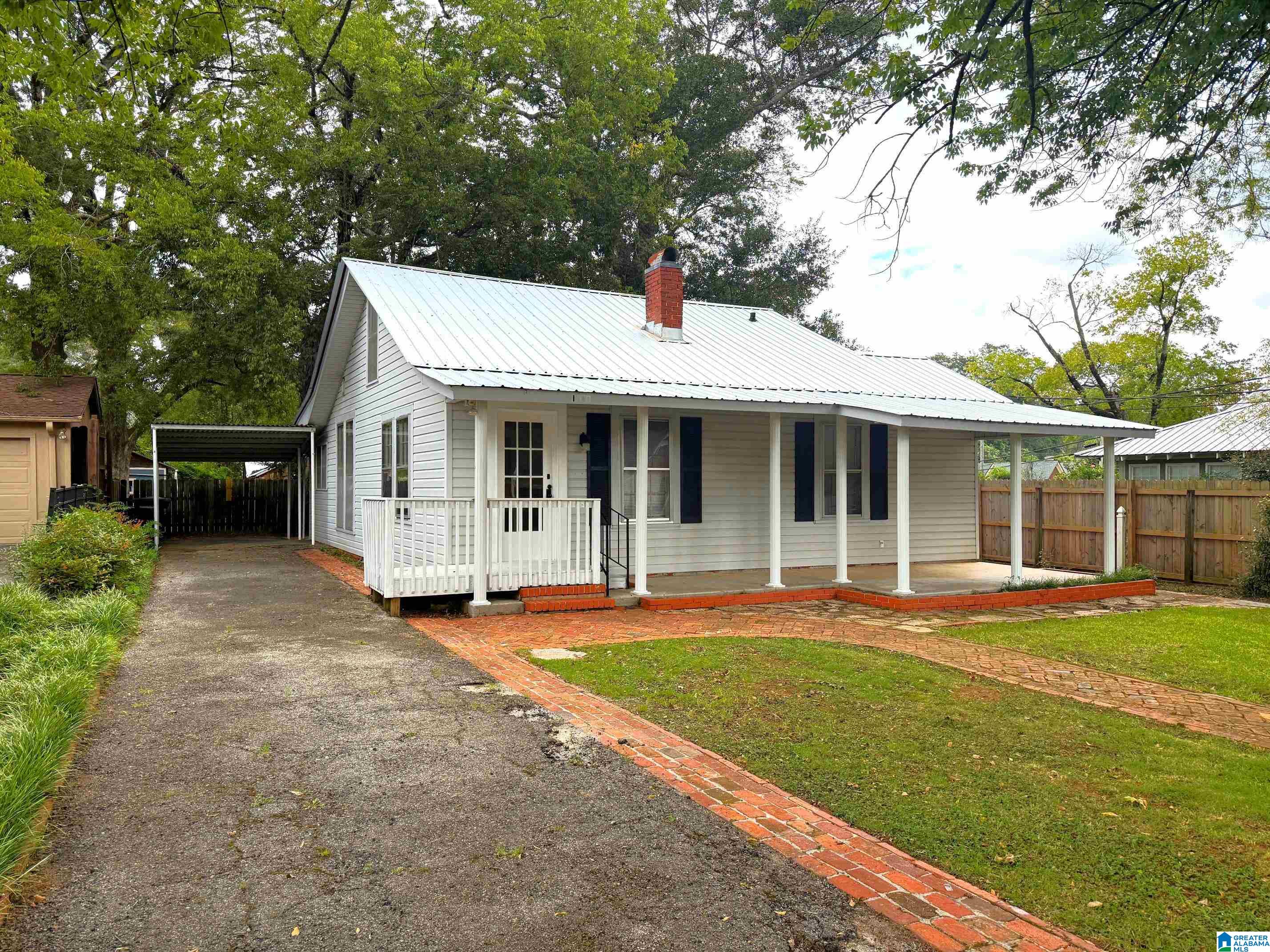 Photo 2 of Single family home for sale at 1030 Moody St, Montevallo, AL 35115 | MLS# 21446314 | Listing updated on 2026-09-03