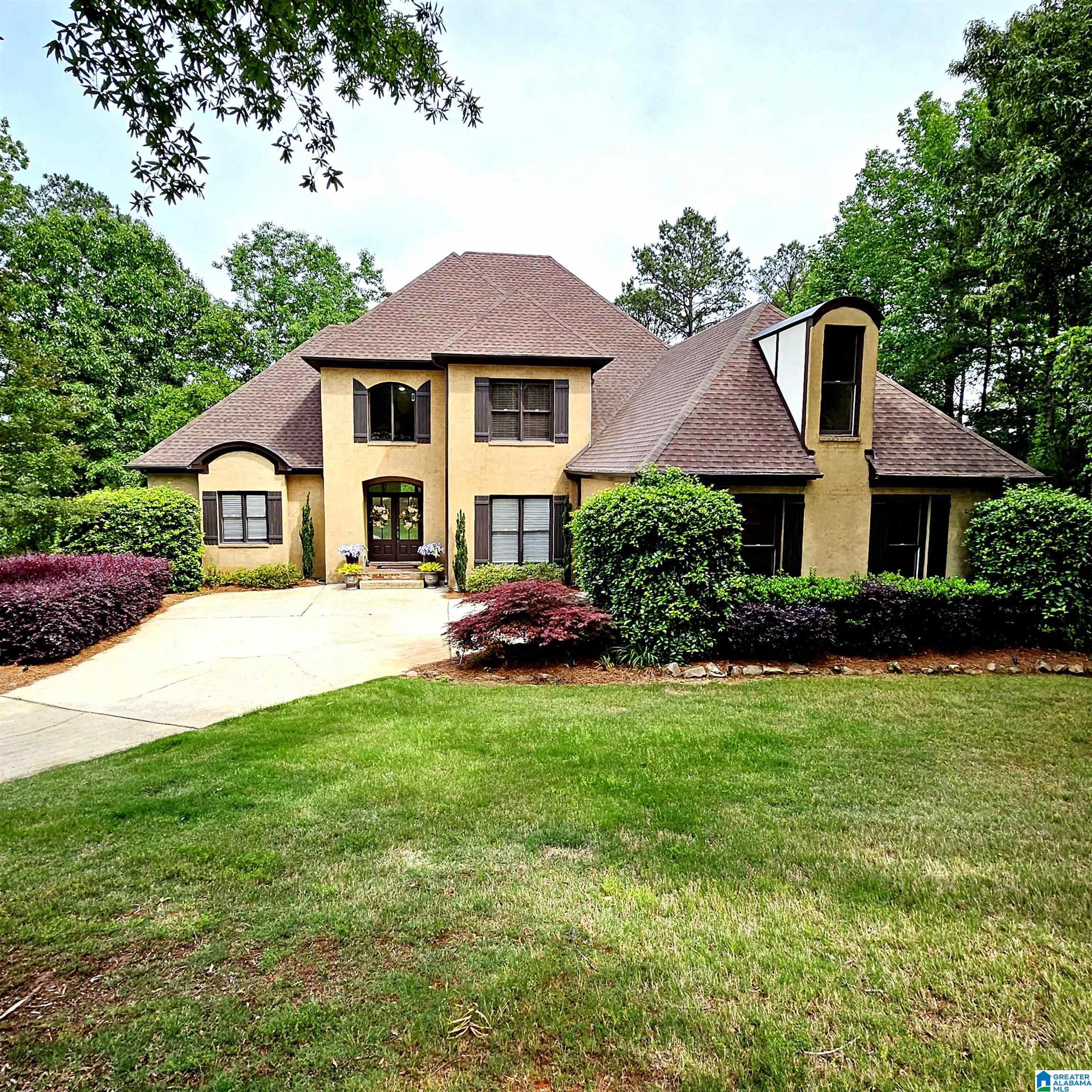 2166 LAKEVIEW TRACE