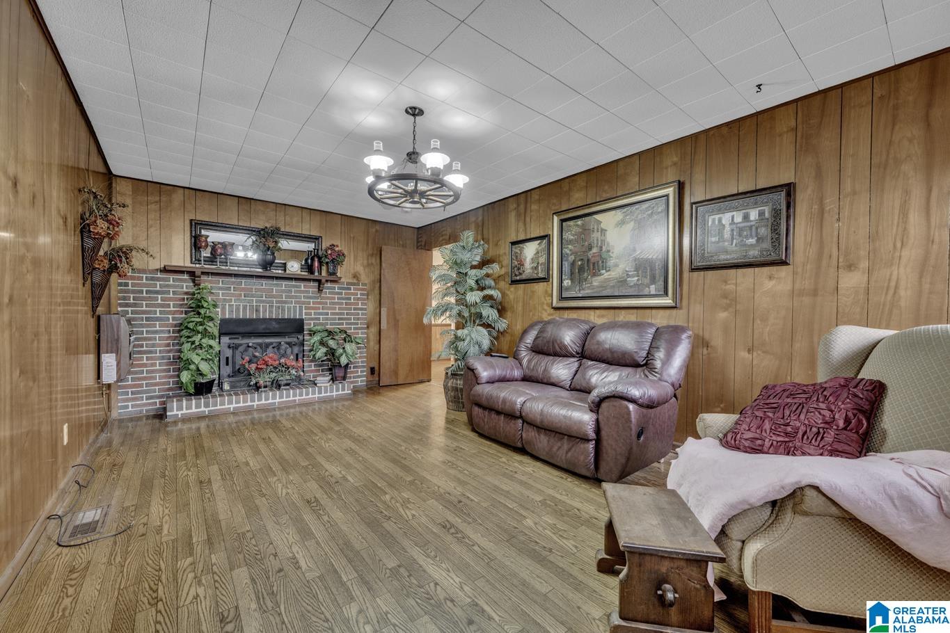 Homes for sale in Gardendale, AL | 641 Pineywood Road, Gardendale, AL 35071 | MLS# 21446411