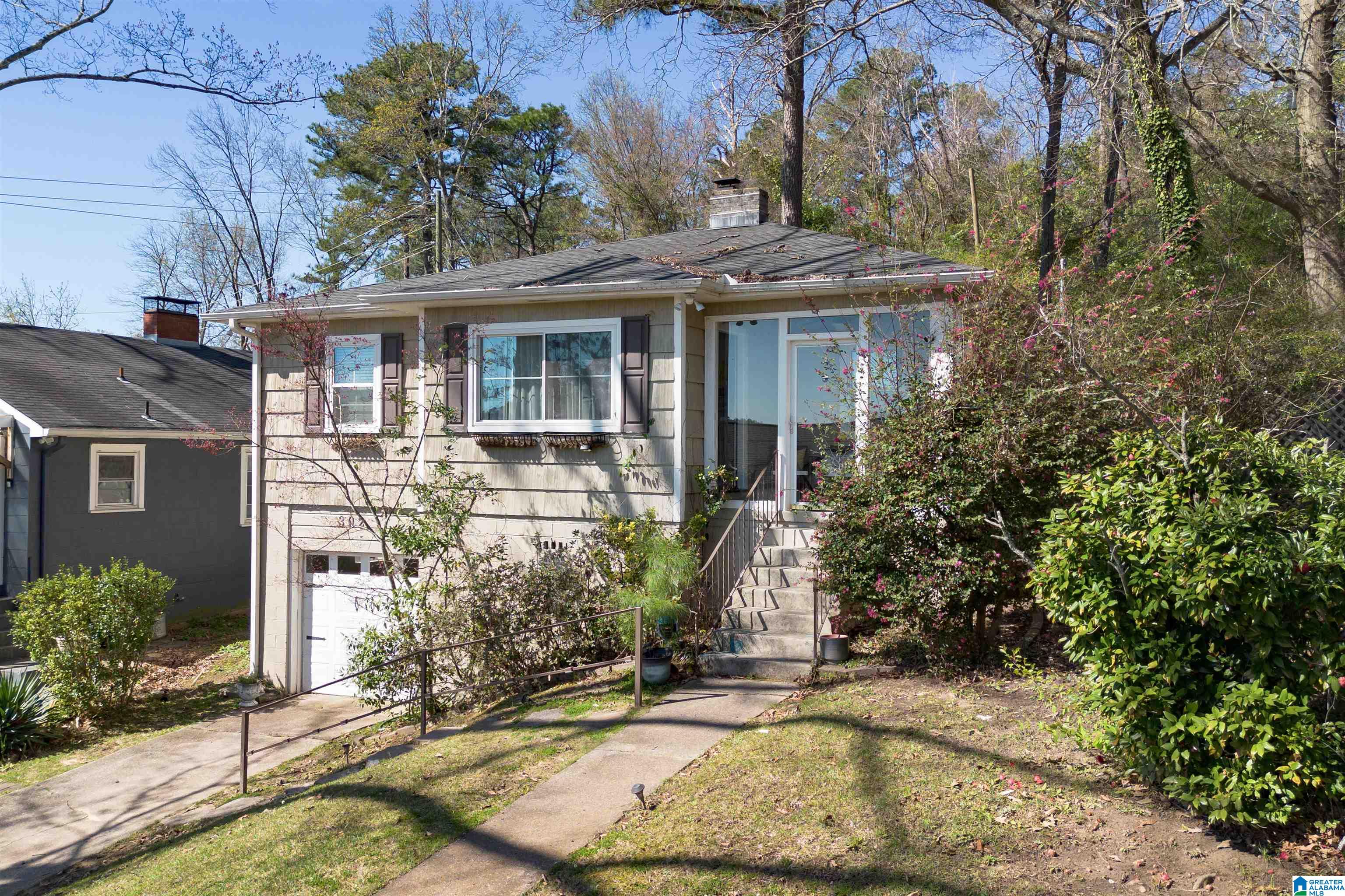 Homes for sale in Homewood, AL | 302 Mecca Avenue, Homewood, AL 35209 | MLS# 21446428