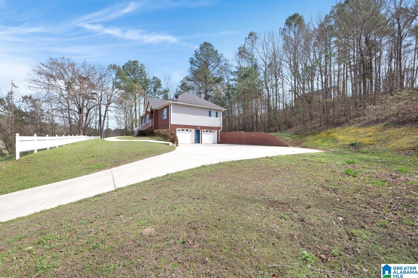 Photo 2 of Single Family Residence at 196 Magnolia Cir, Warrior, AL 35180 | MLS# 21446438 |  | Sold on 2026-05-04