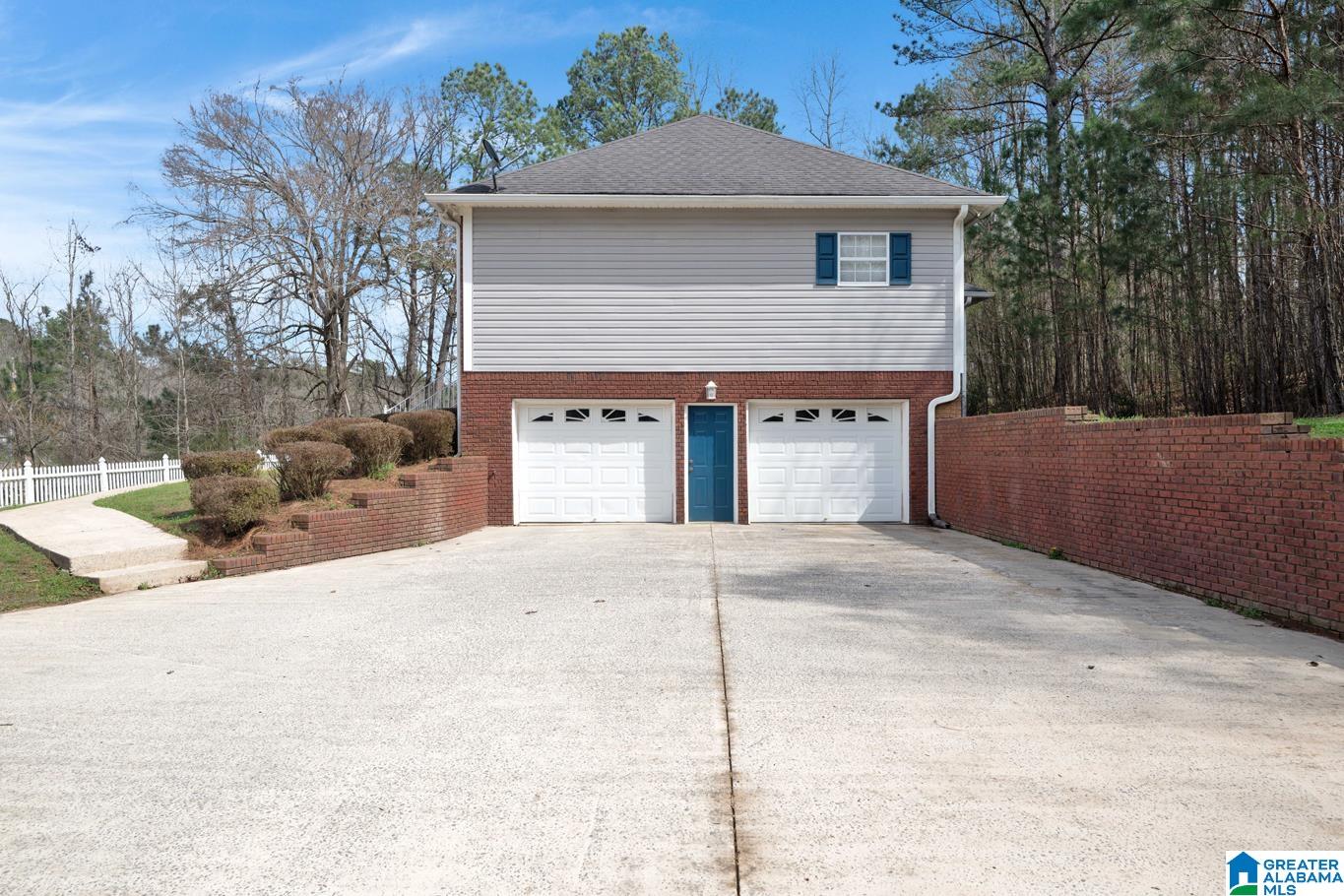 Photo 4 of Single Family Residence at 196 Magnolia Cir, Warrior, AL 35180 | MLS# 21446438 |  | Sold on 2026-05-04