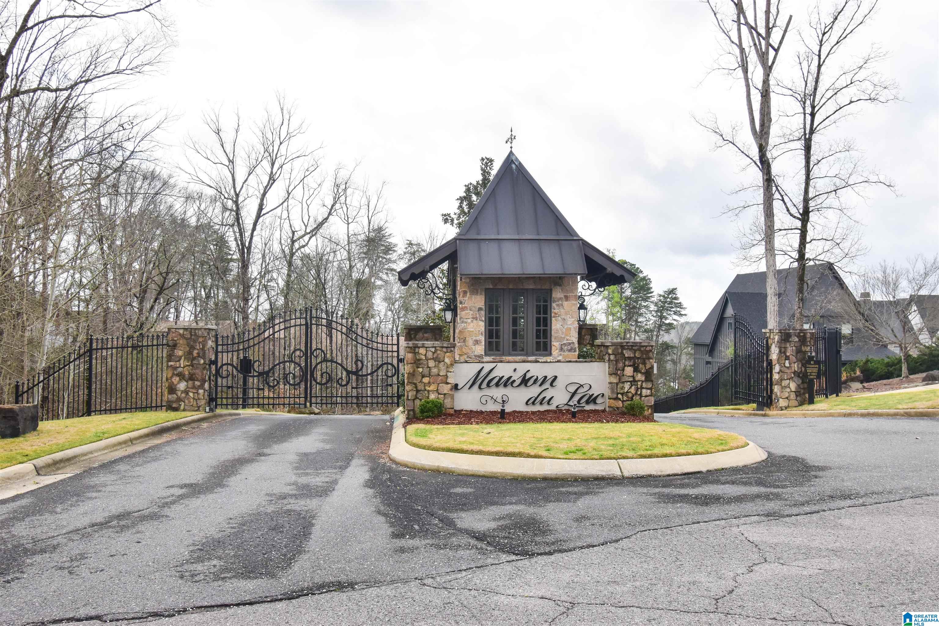 Photo 3 of Single family home for sale at 7844 Belle Vue Cir, Tuscaloosa, AL 35406 | MLS# 21446463 | Listing updated on 2026-07-31