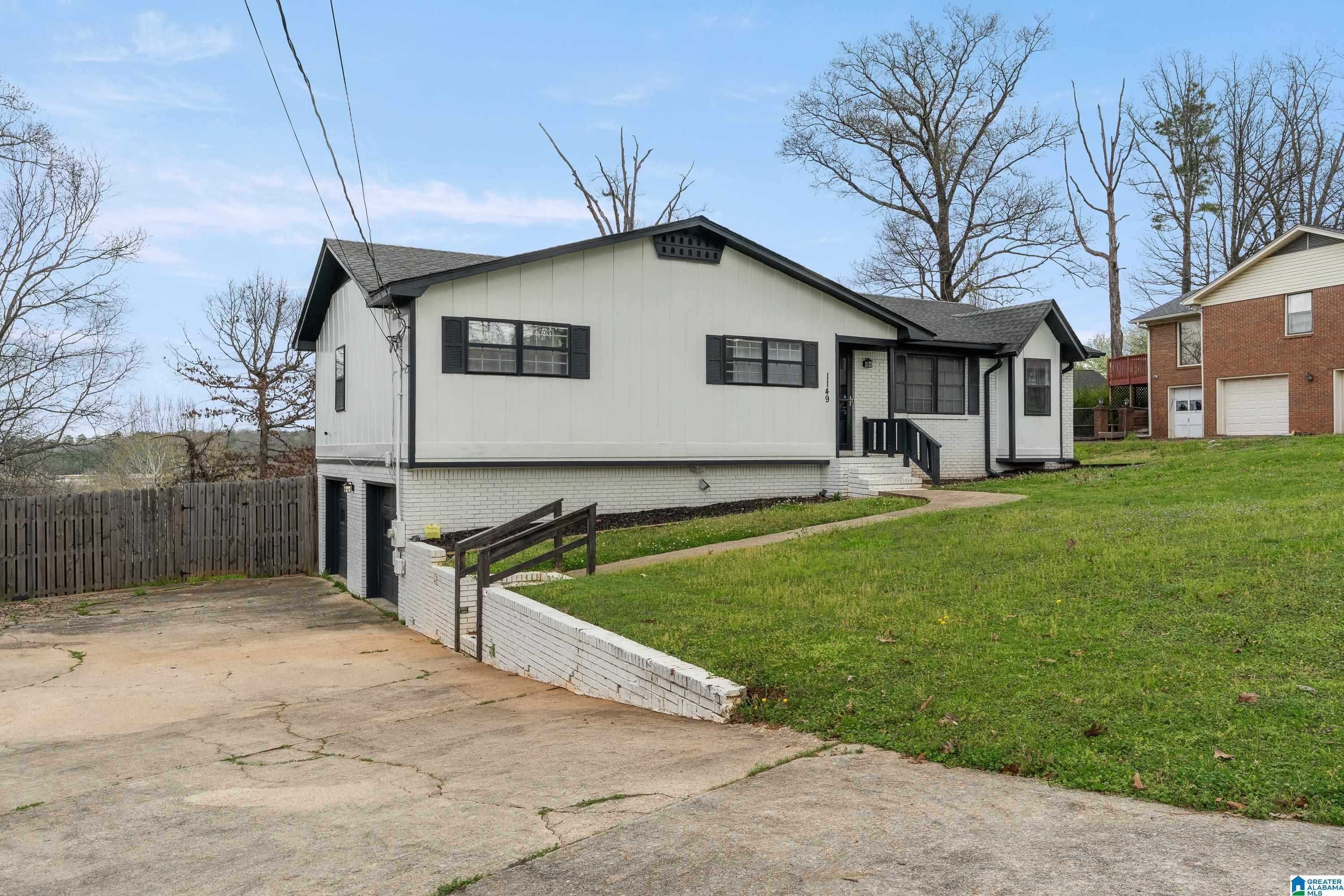 Homes for sale in Birmingham, AL | 1149 Westridge Circle, Birmingham, AL 35235 | MLS# 21446559