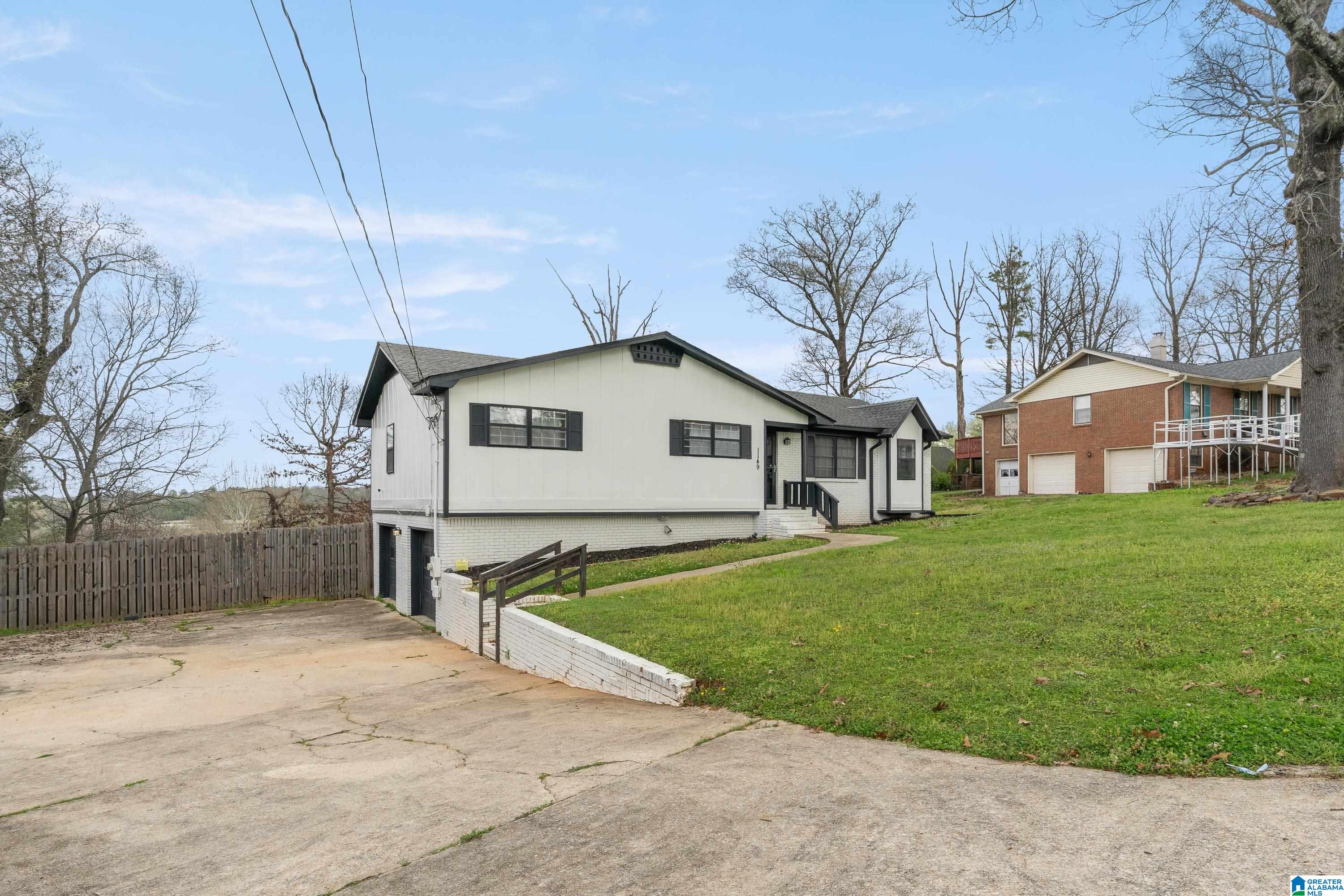 Homes for sale in Birmingham, AL | 1149 Westridge Circle, Birmingham, AL 35235 | MLS# 21446559