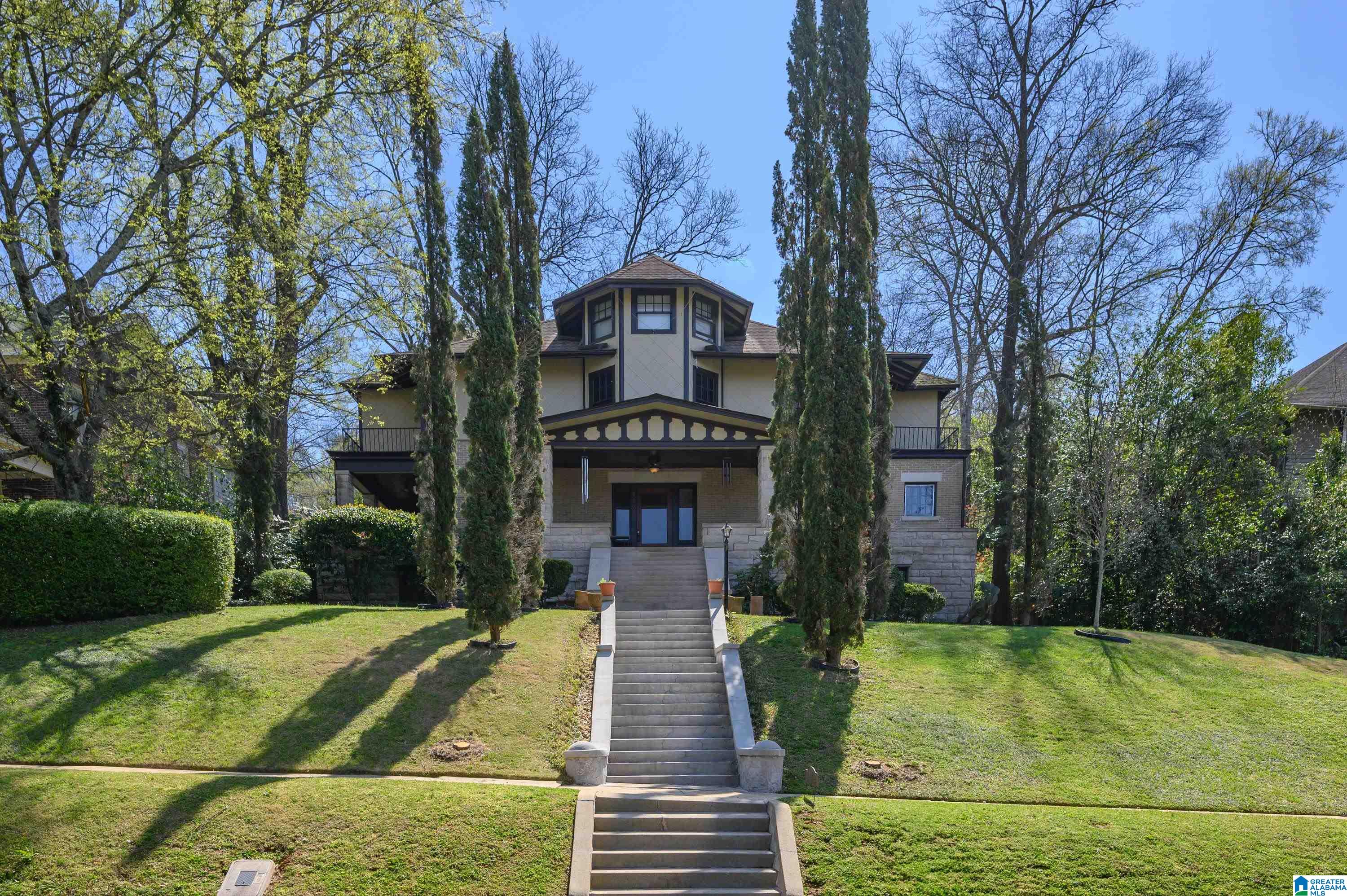 Homes for sale in Birmingham, AL | 4121 Crescent Road, Birmingham, AL 35222 | MLS# 21446611