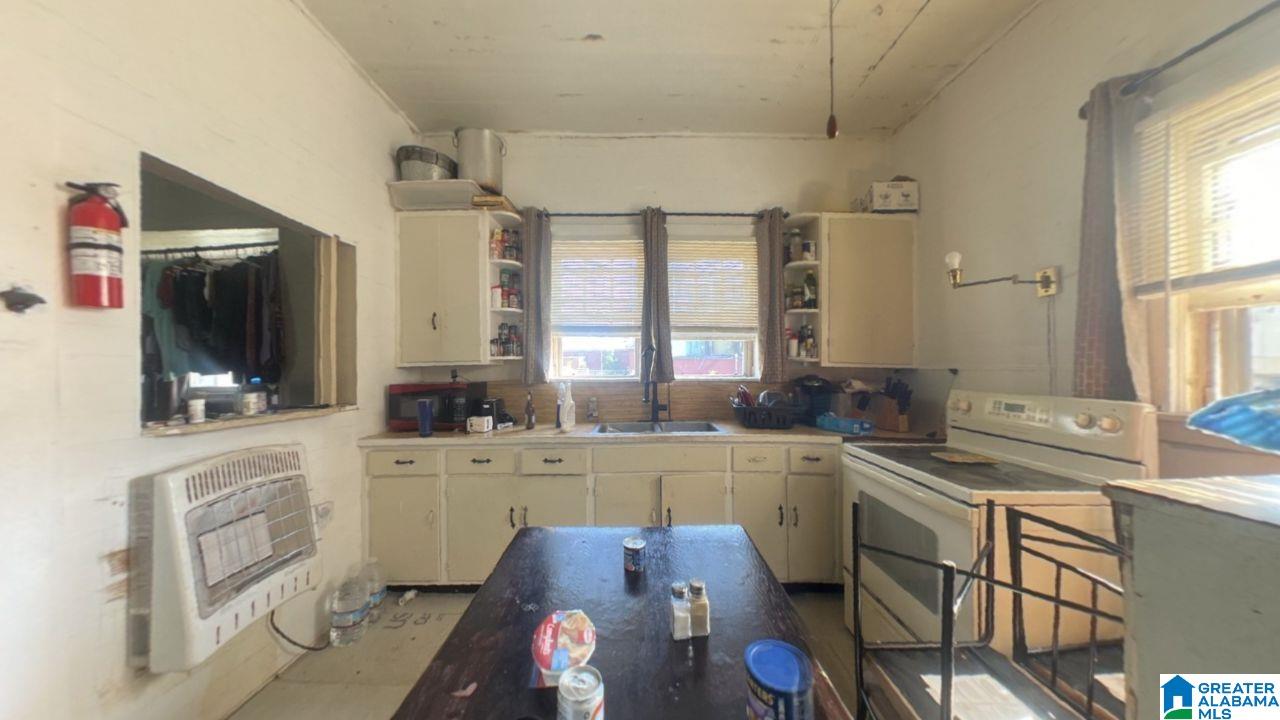 Homes for sale in Alexander City, AL | 603 Oak Street, Alexander City, AL 35010 | MLS# 21446646