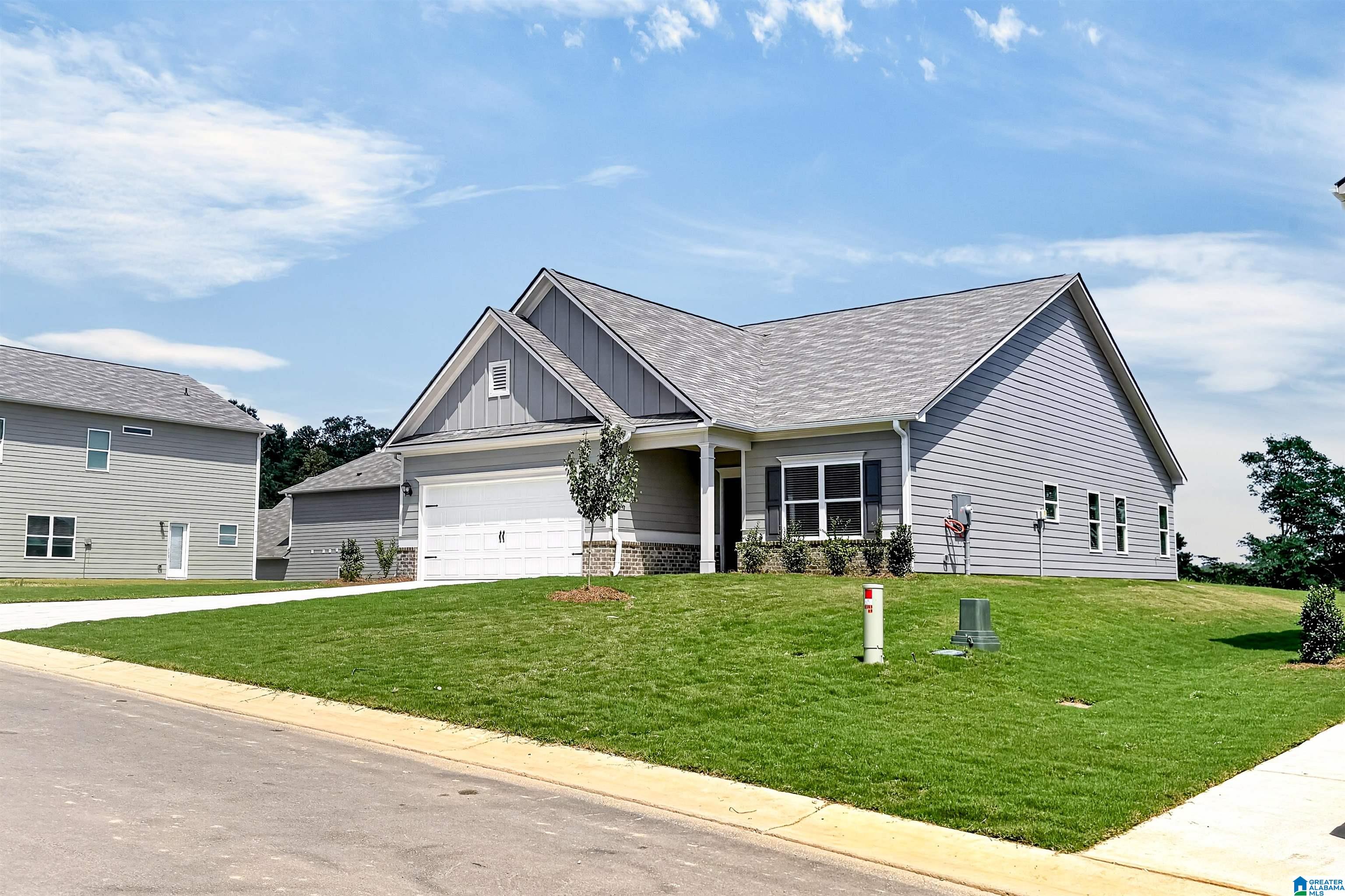 Photo 3 of Single family home for sale at 2015 Sterling Cir, Odenville, AL 35120 | MLS# 21446707 | Listing updated on 2026-09-20