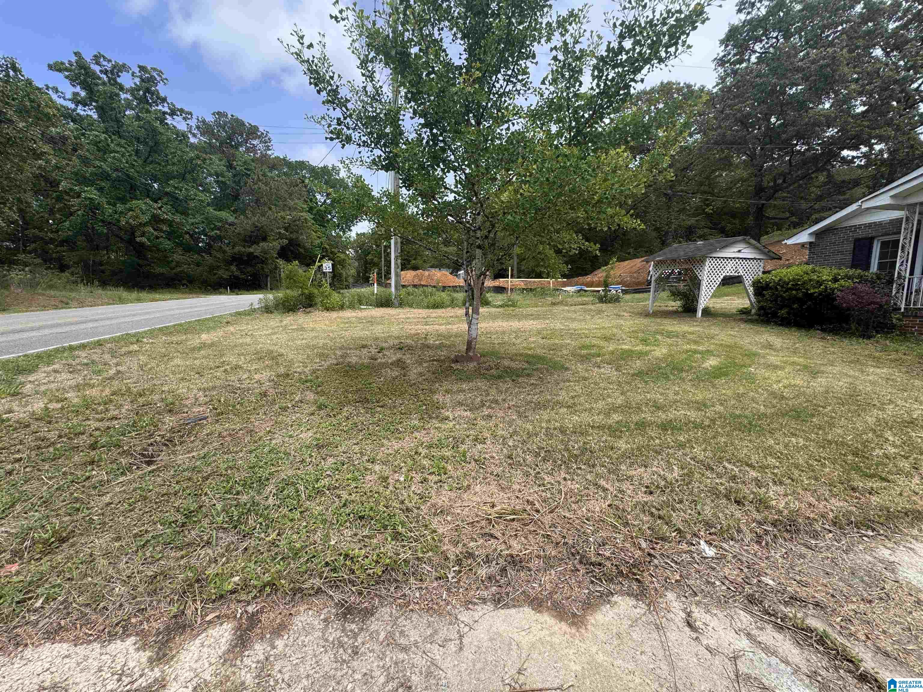 Homes for sale in Trussville, AL | 3573 Queenstown Road, Trussville, AL 35173 | MLS# 21446728