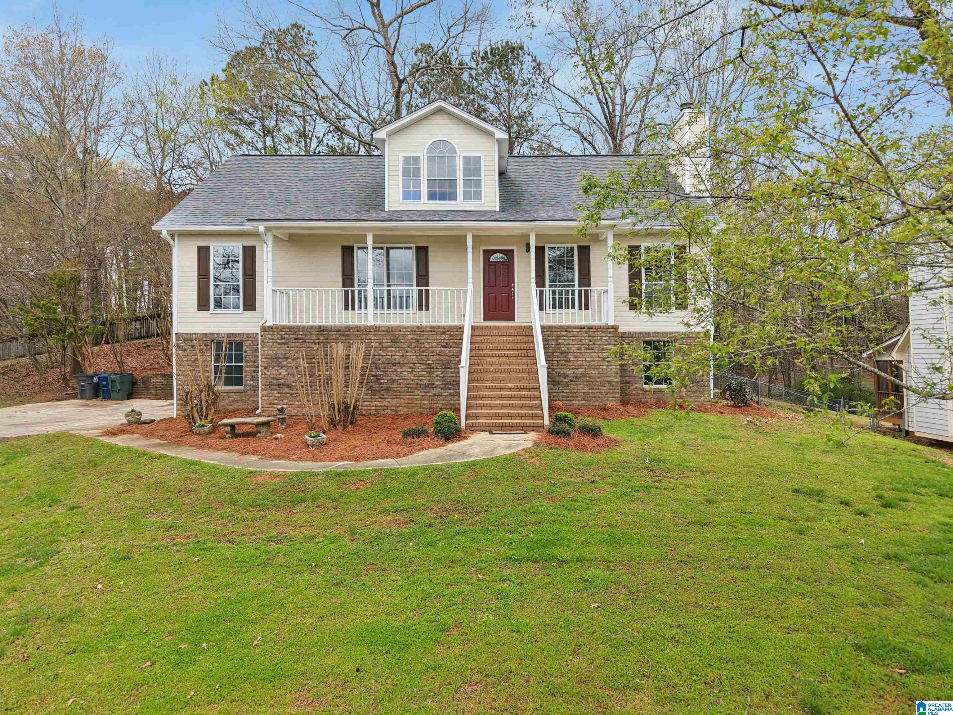 Homes for sale in Trussville, AL | 113 Amber Trace, Trussville, AL 35173 | MLS# 21446841