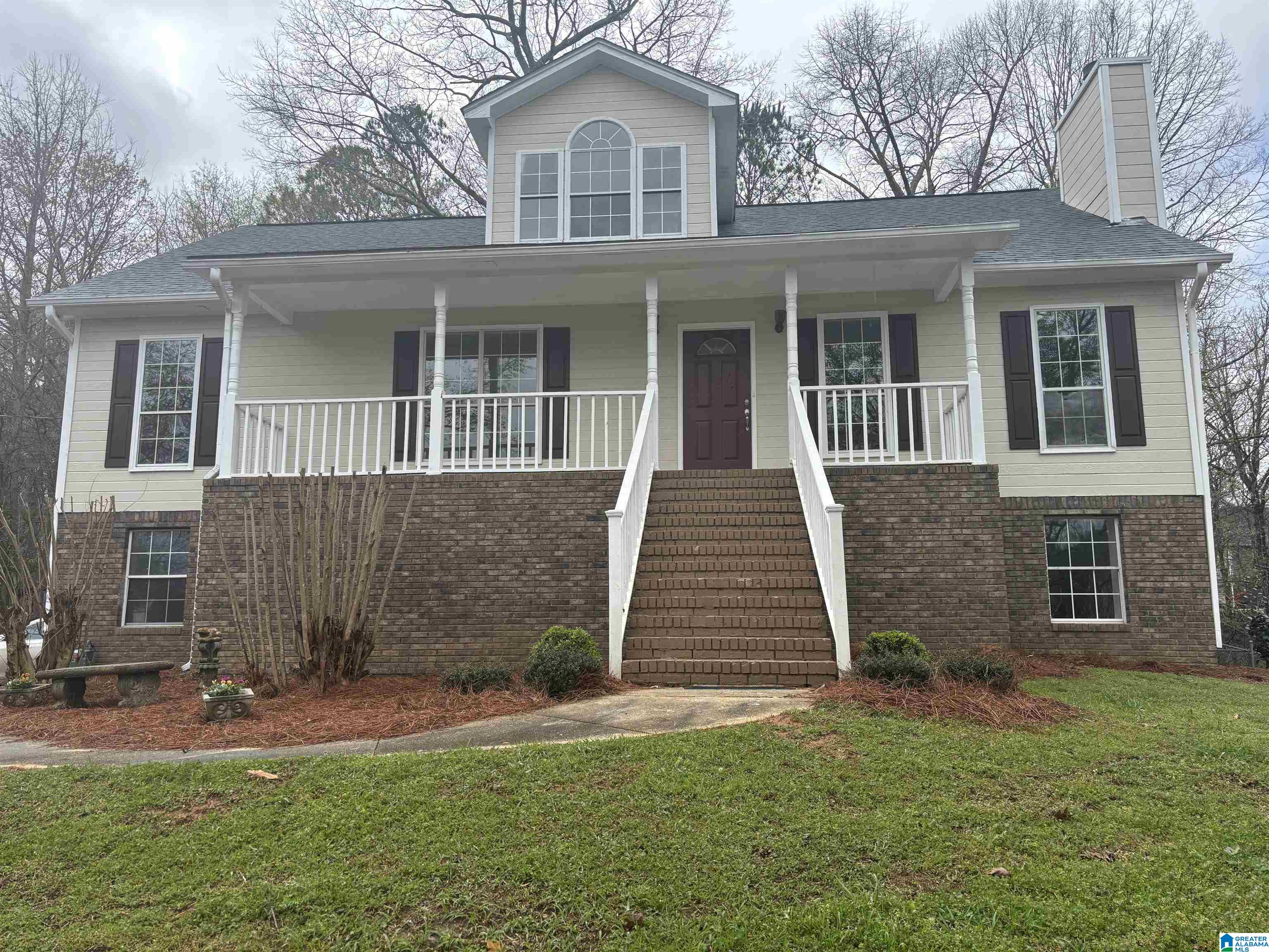 Homes for sale in Trussville, AL | 113 Amber Trace, Trussville, AL 35173 | MLS# 21446841
