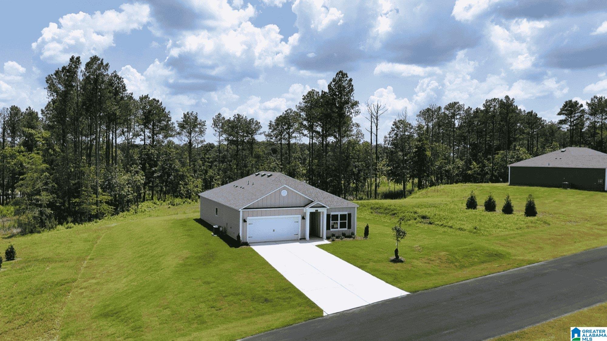 2nd image of 5464 Shady Maple Dr, Bessemer, AL 35022 | MLS# 21446917