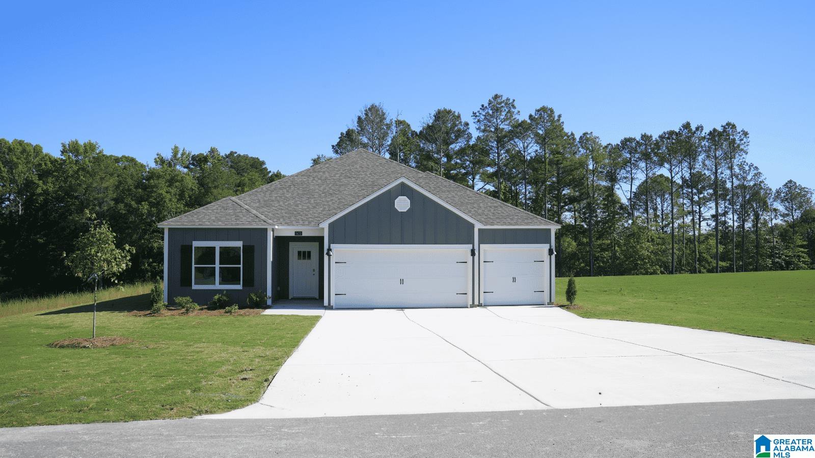 Homes for sale in Bessemer, AL | 5473 Shady Maple Dr, Bessemer, AL 35022 | MLS# 21446920