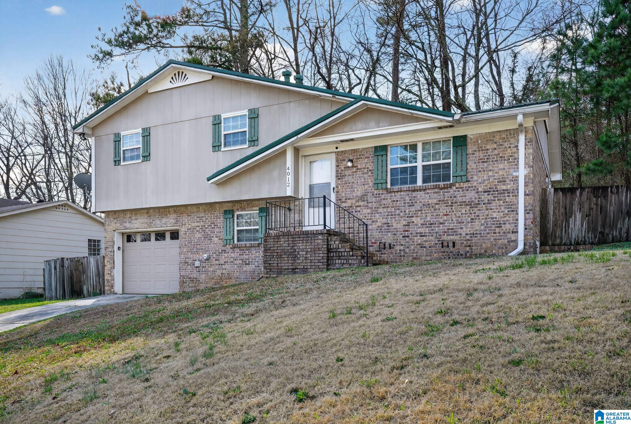 3rd image of 4012 Saint John Lane Nw, Birmingham, AL 35215 | MLS# 21446966