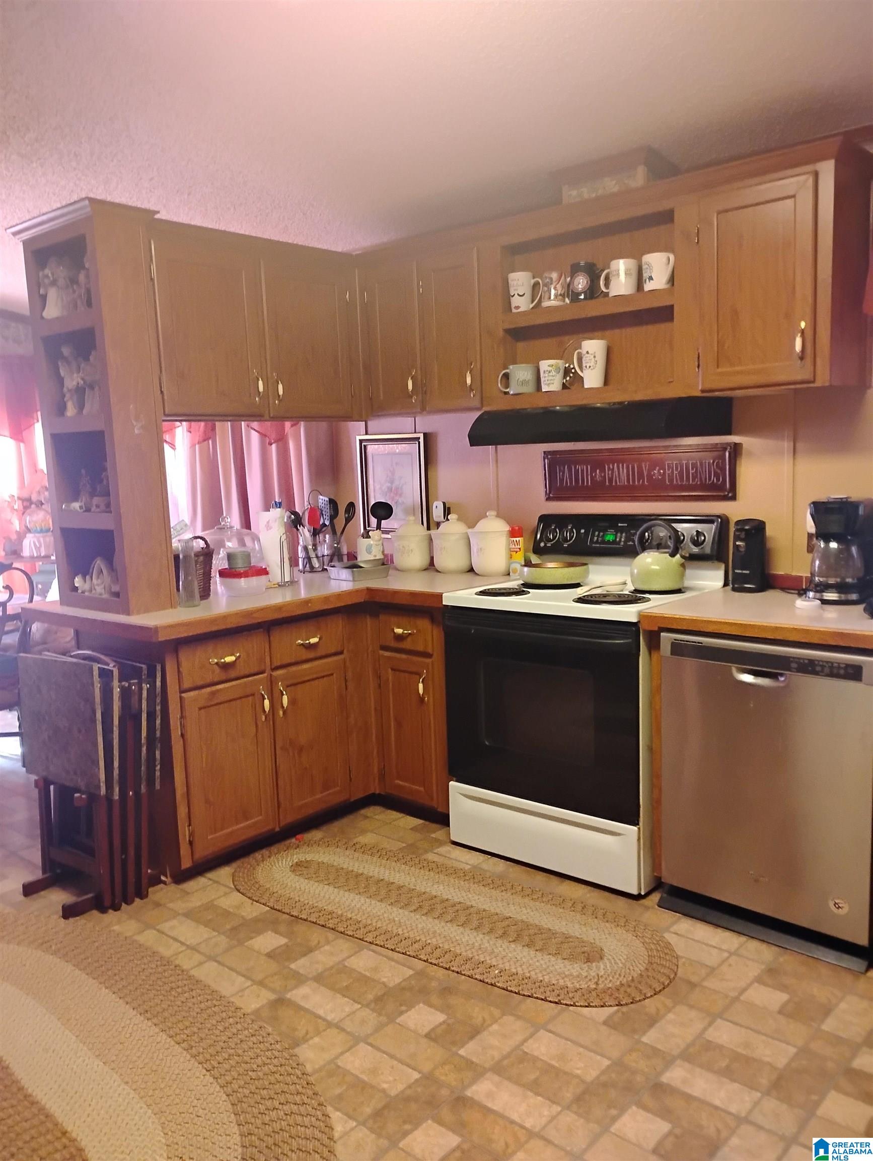 Photo 4 of Sale Pending at 88 Christy Dr, Shelby, AL 35143 | MLS# 21447038 | Listing updated on 2026-05-30