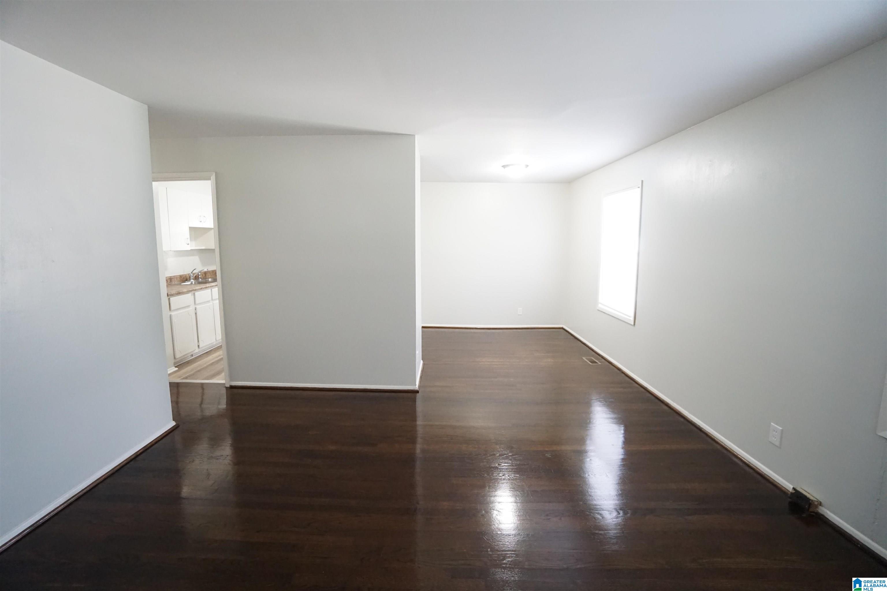 Photo 3 of Single family home for sale at 112 13th Avenue N, Birmingham, AL 35204 | MLS# 21447062 | Listing updated on 2026-04-16
