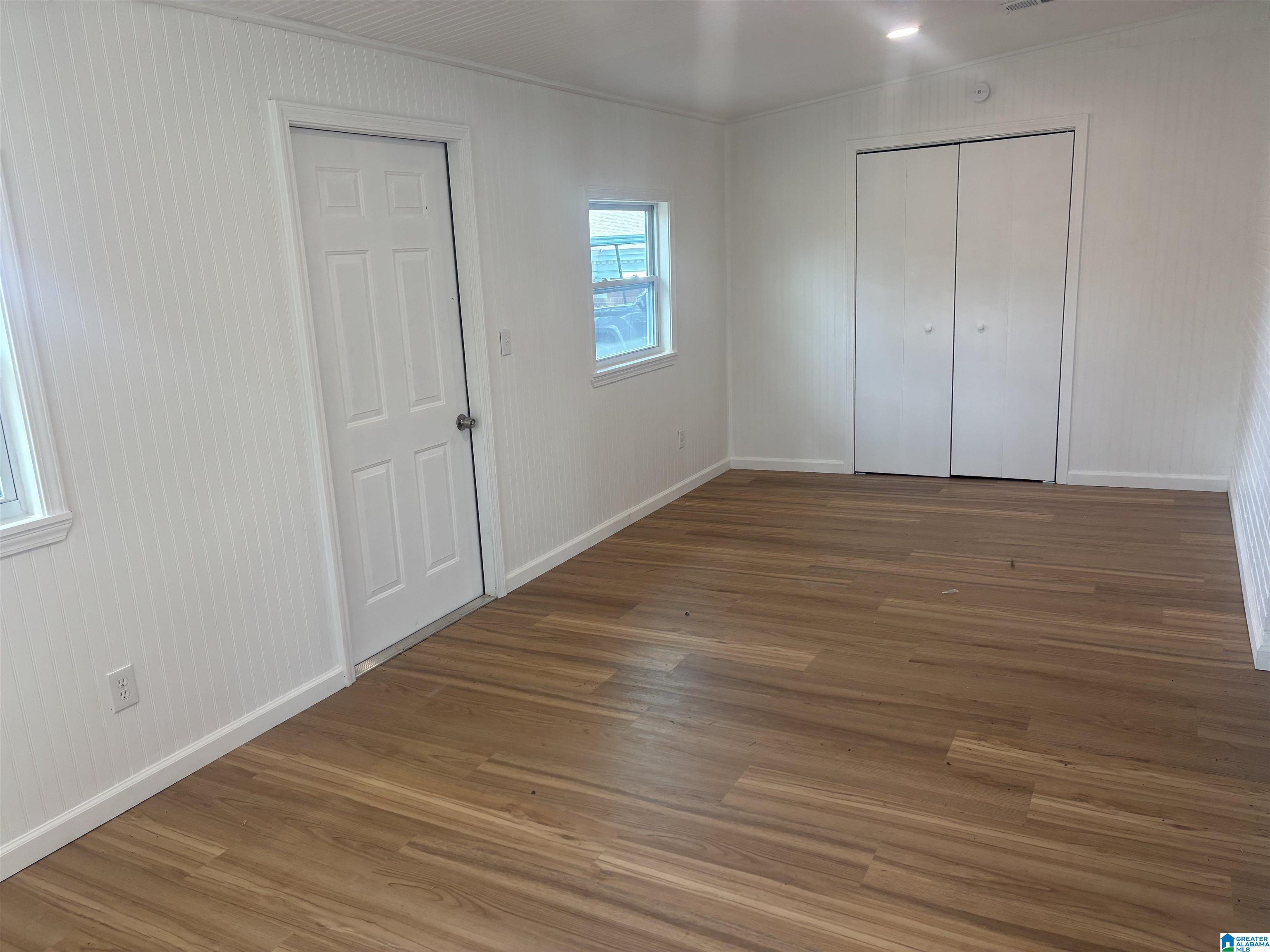 Photo 4 of Single family home for sale at 1 S Hammett Ave, Sylacauga, AL 35150 | MLS# 21447078 | Listing updated on 2026-03-20