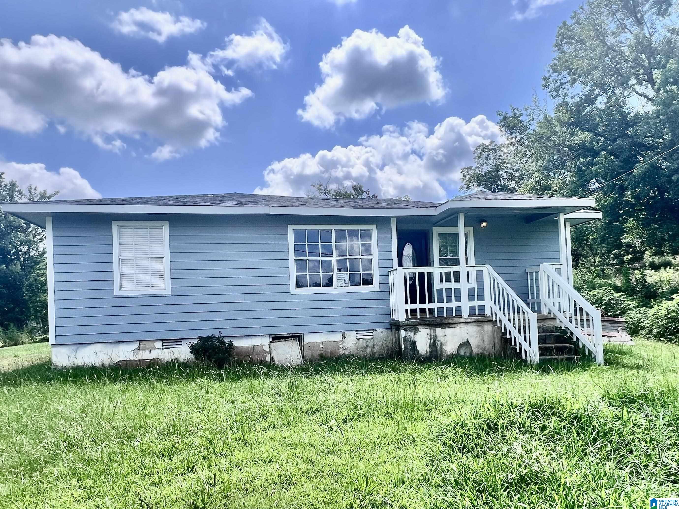 Photo 1 of Single family home for sale at 2839 31st Street Sw, Birmingham, AL 35211 | MLS# 21447089 | Listing updated on 2026-05-15