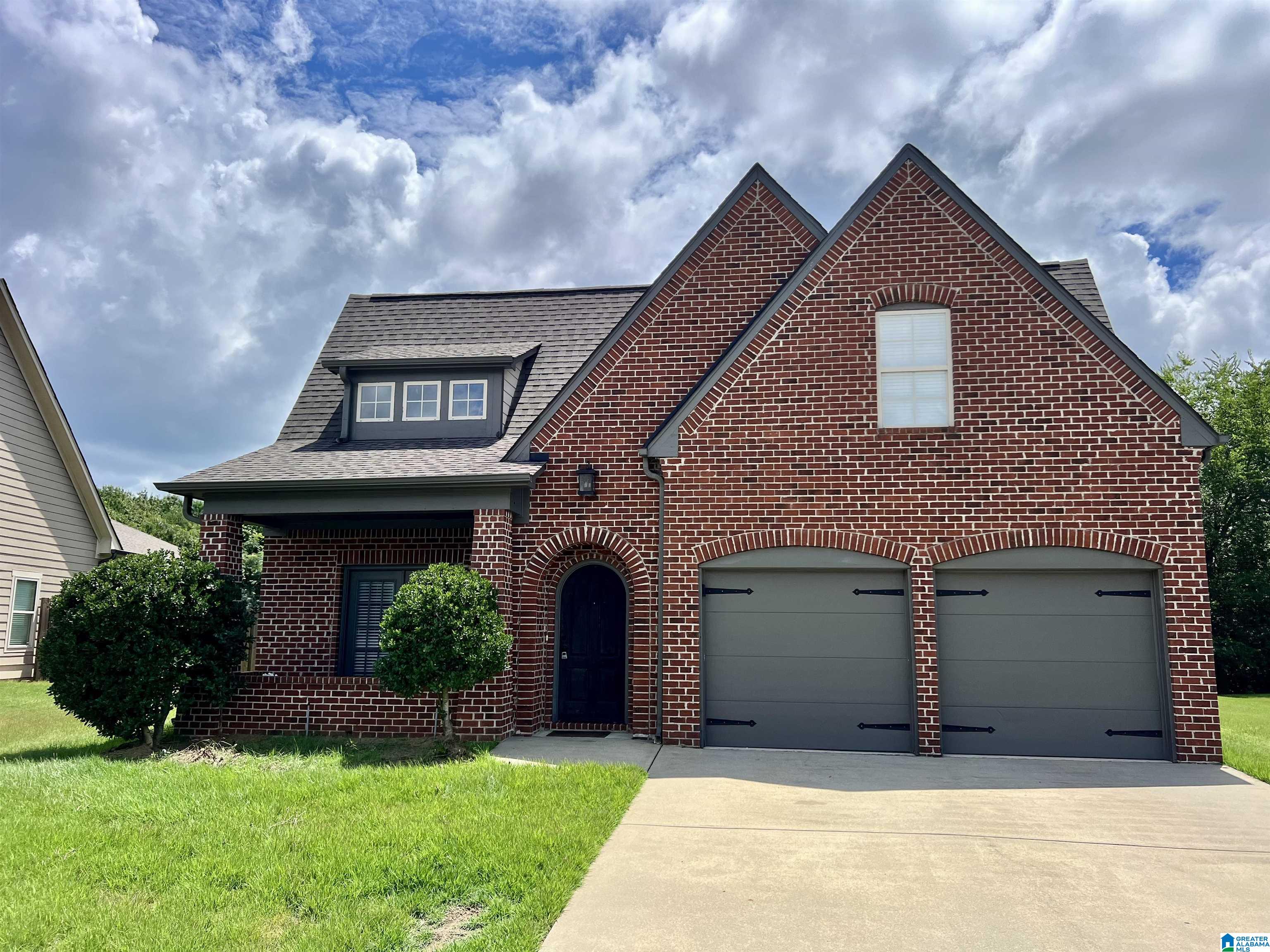 1334 MOUNTAIN LANE