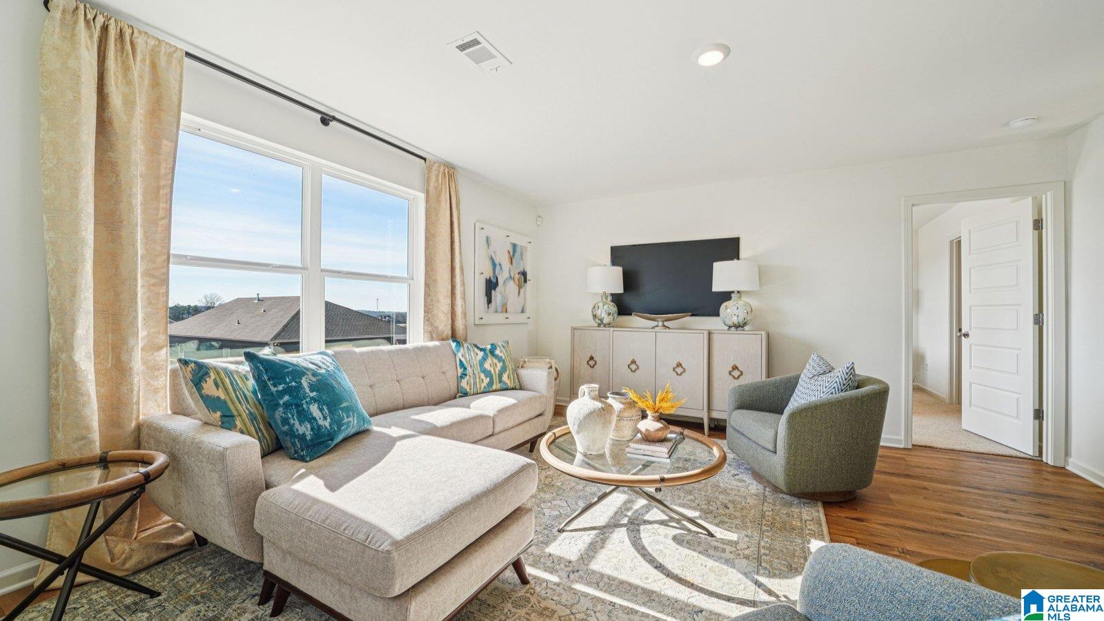 Homes for sale in Hanceville, AL | 330 Ashland Dr Sw, Hanceville, AL 35077 | MLS# 21447115