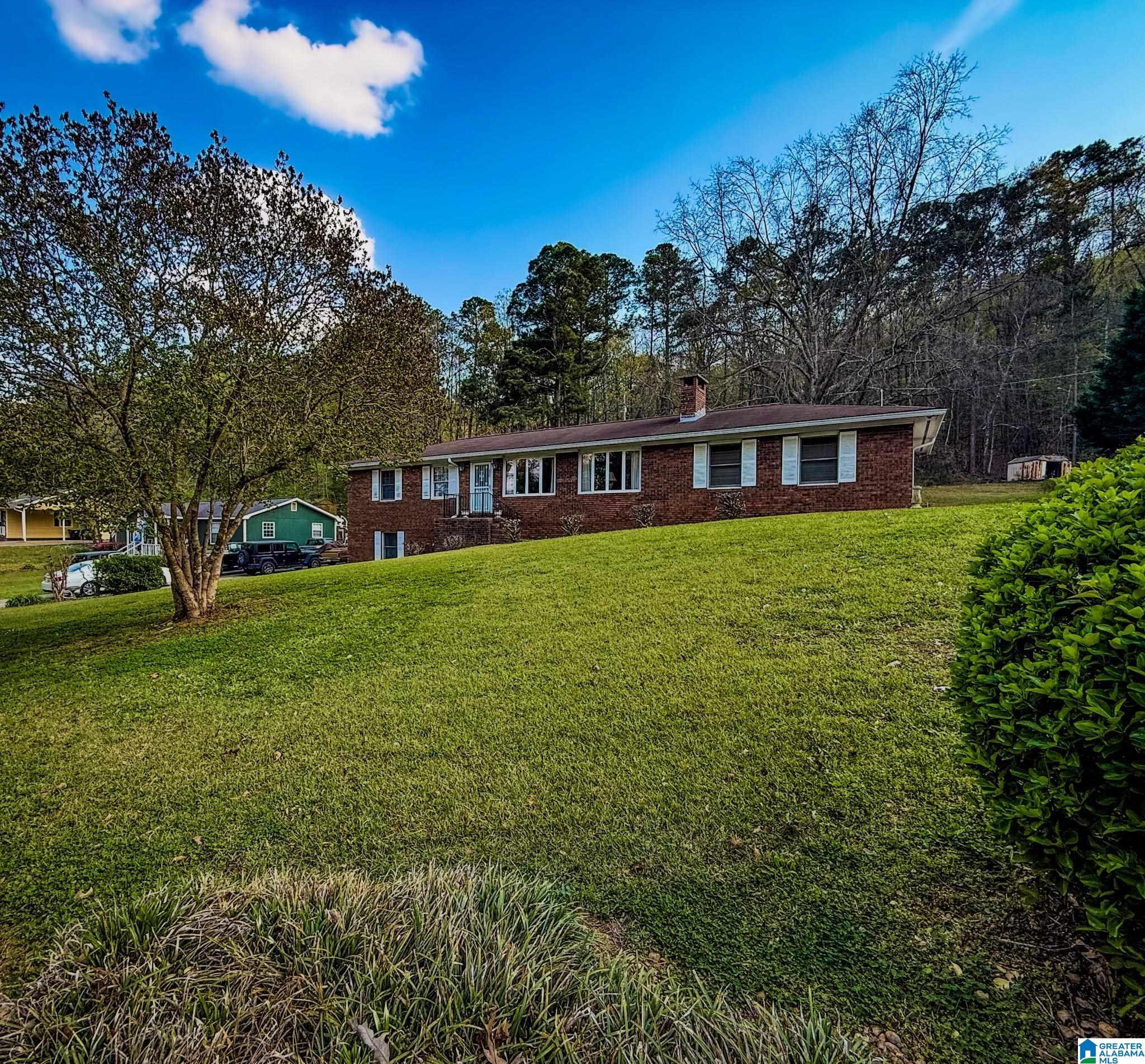 Homes for sale in Sylacauga, AL | 1409 Fairmont Road, Sylacauga, AL 35150 | MLS# 21447172