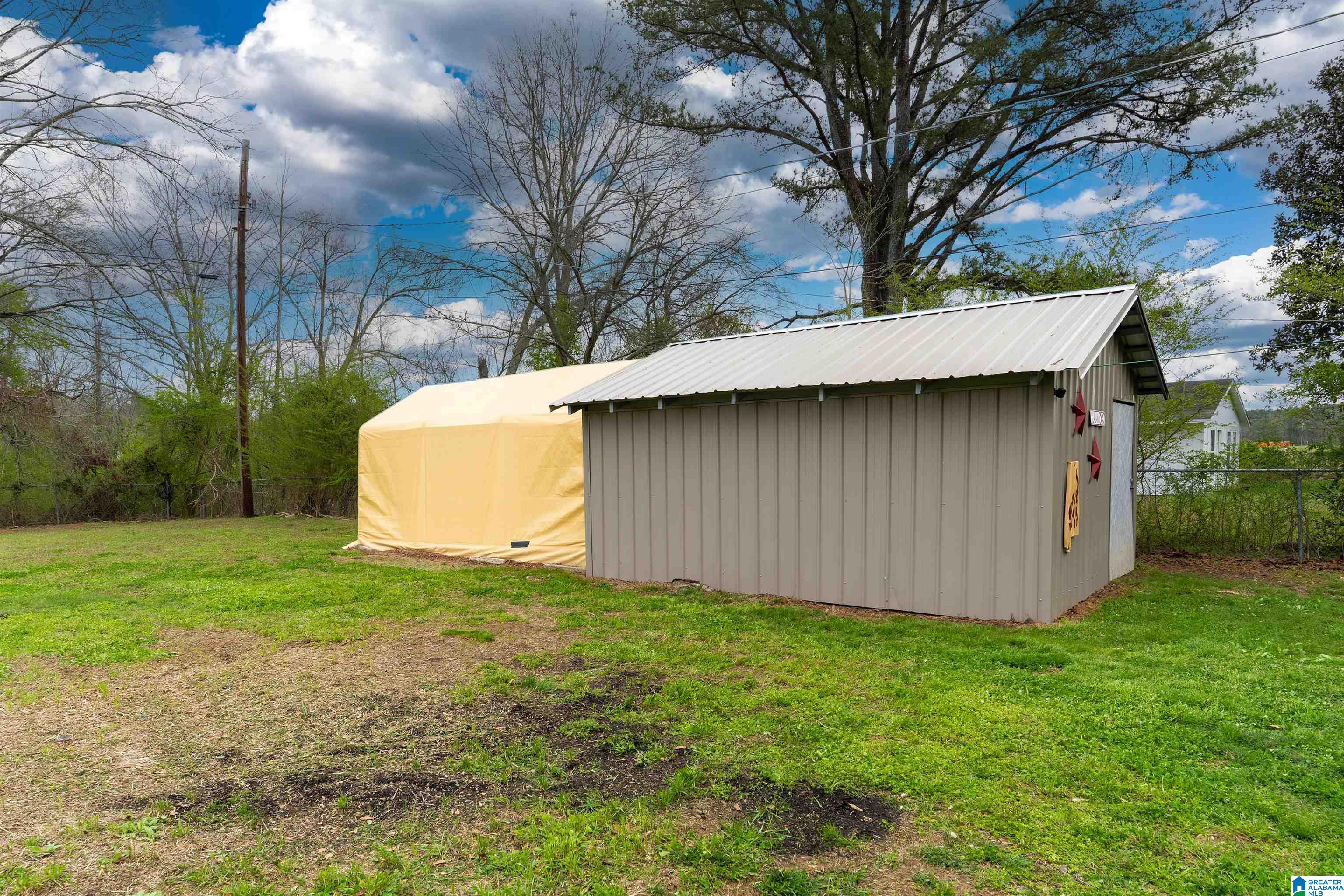 Homes for sale in Cullman, AL | 329 Henry Dr, Cullman, AL 35057 | MLS# 21447175