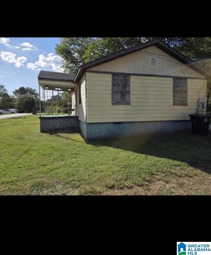 Homes for sale in Birmingham, AL | 3946 Viola Avenue Sw, Birmingham, AL 35221 | MLS# 21447180