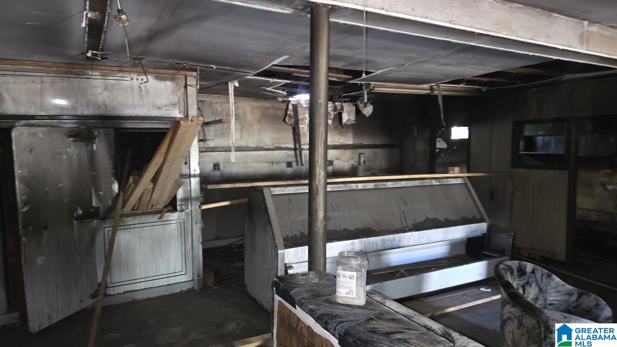 Homes for sale in Birmingham, AL | 118 1St Street S, Birmingham, AL 35205 | MLS# 21447182