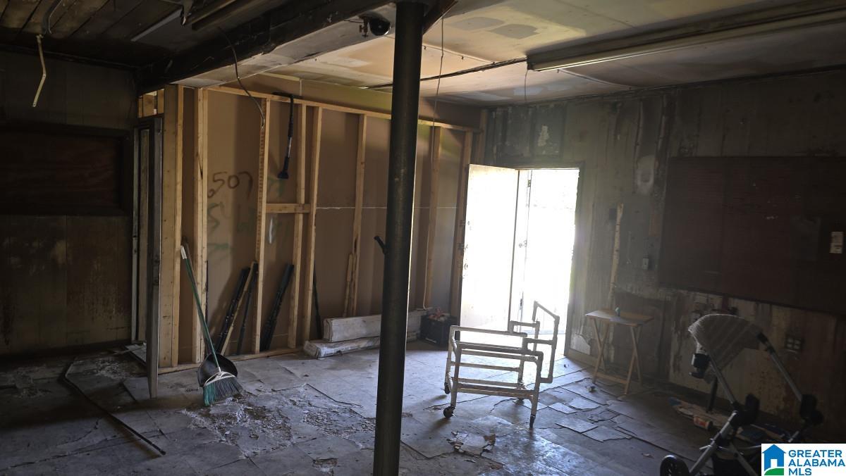 Homes for sale in Birmingham, AL | 118 1St Street S, Birmingham, AL 35205 | MLS# 21447182