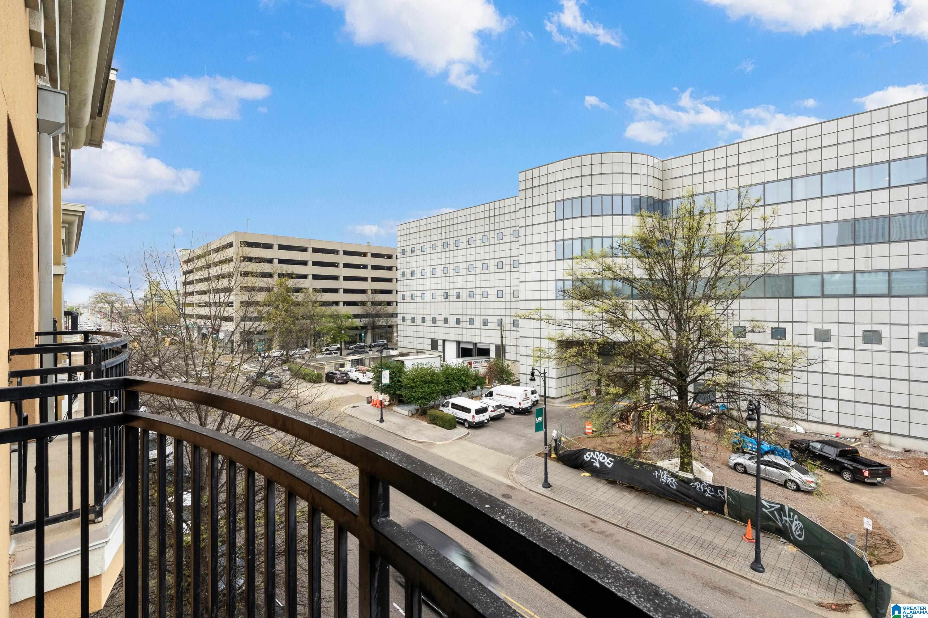 Homes for sale in Birmingham, AL | 2020 5Th Avenue S #441, Birmingham, AL 35233 | MLS# 21447183