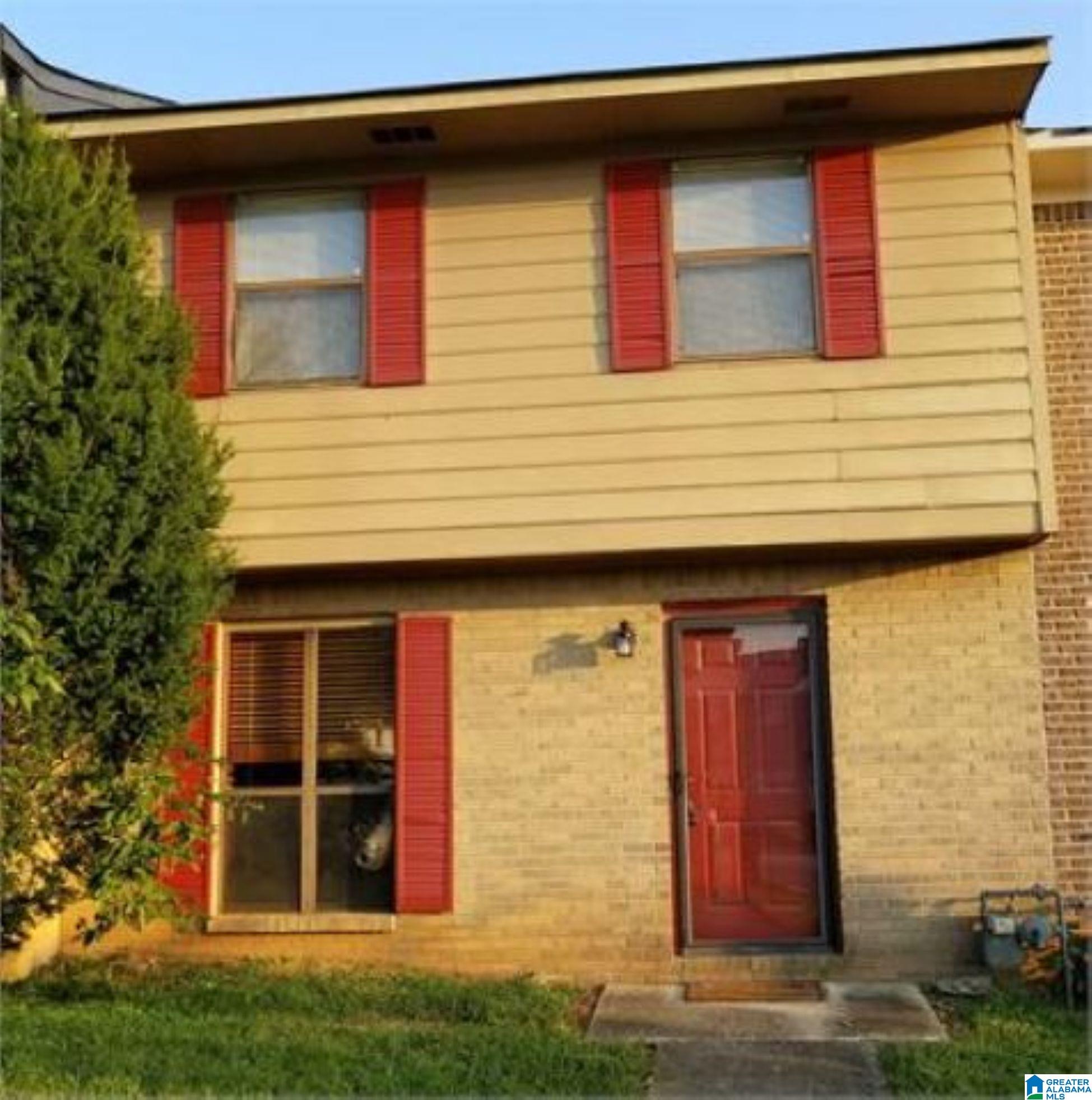 Homes for sale in Birmingham, AL | 5475 Nottinghill Dr, Birmingham, AL 35235 | MLS# 21447204