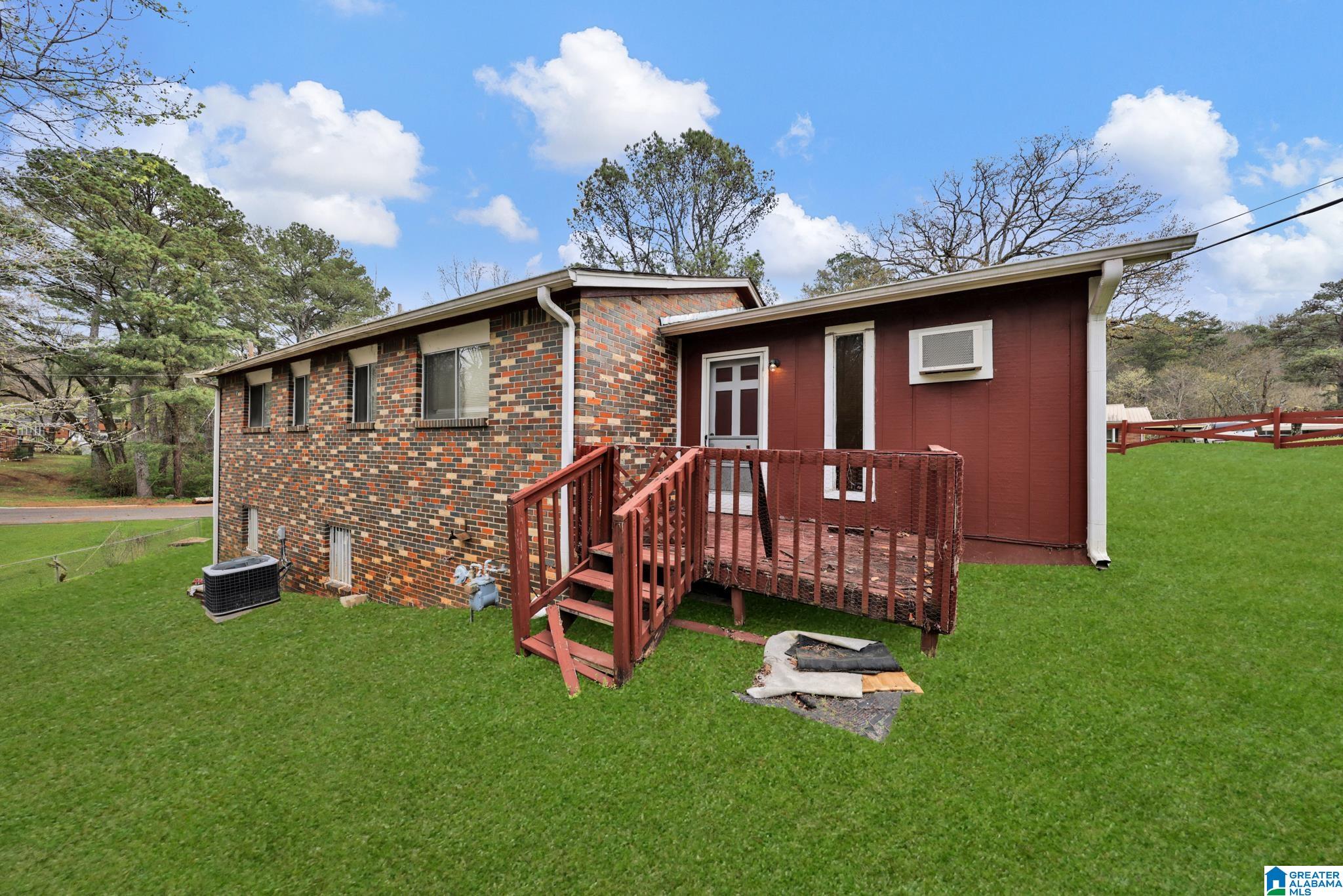 Photo 4 of Single Family Residence at 9208 Airport Rd, Birmingham, AL 35217 | MLS# 21447275 |  | Sold on 2026-04-17