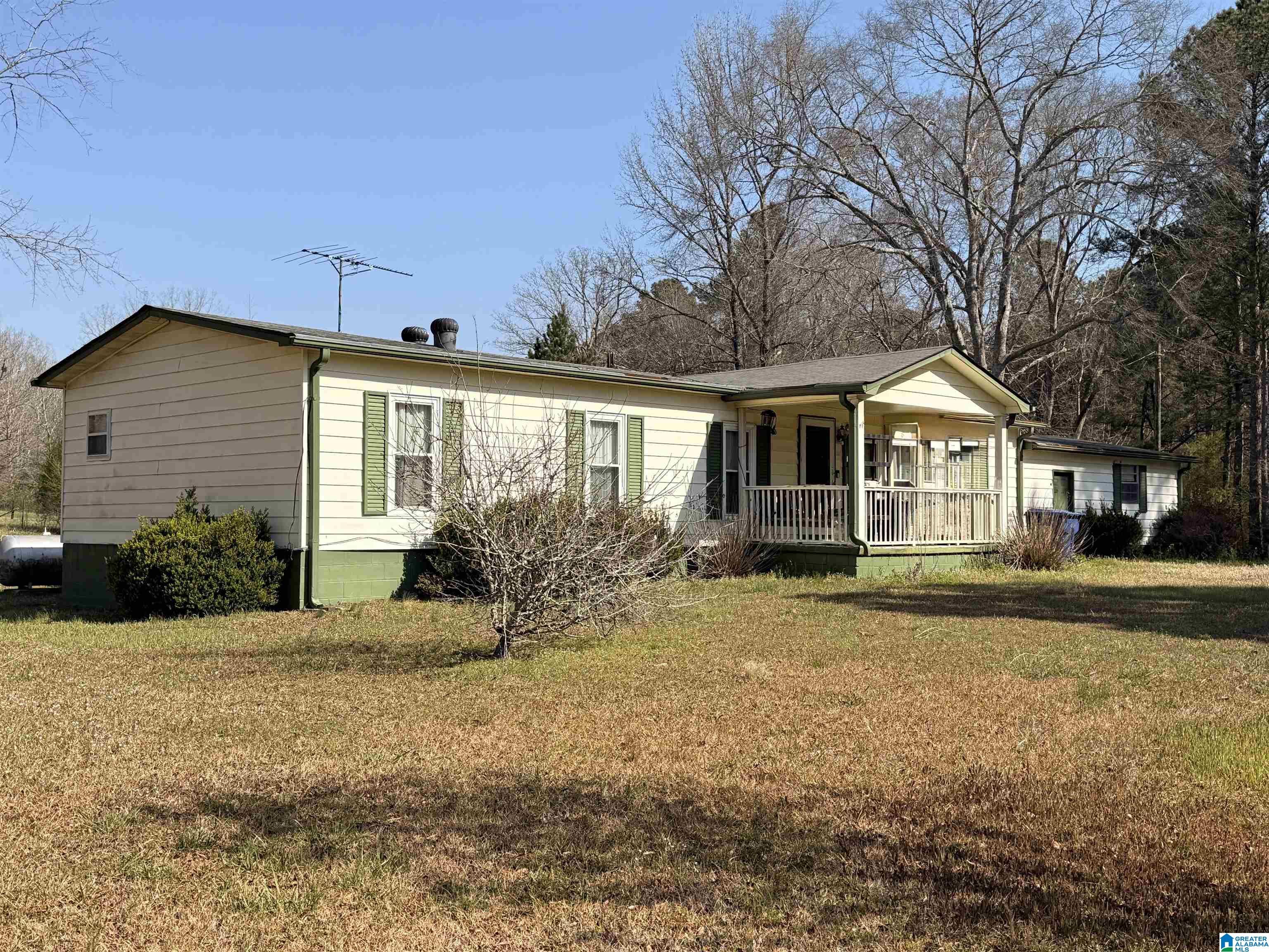 Homes for sale in Ragland, AL | 4761 Hwy 144, Ragland, AL 35131 | MLS# 21447325