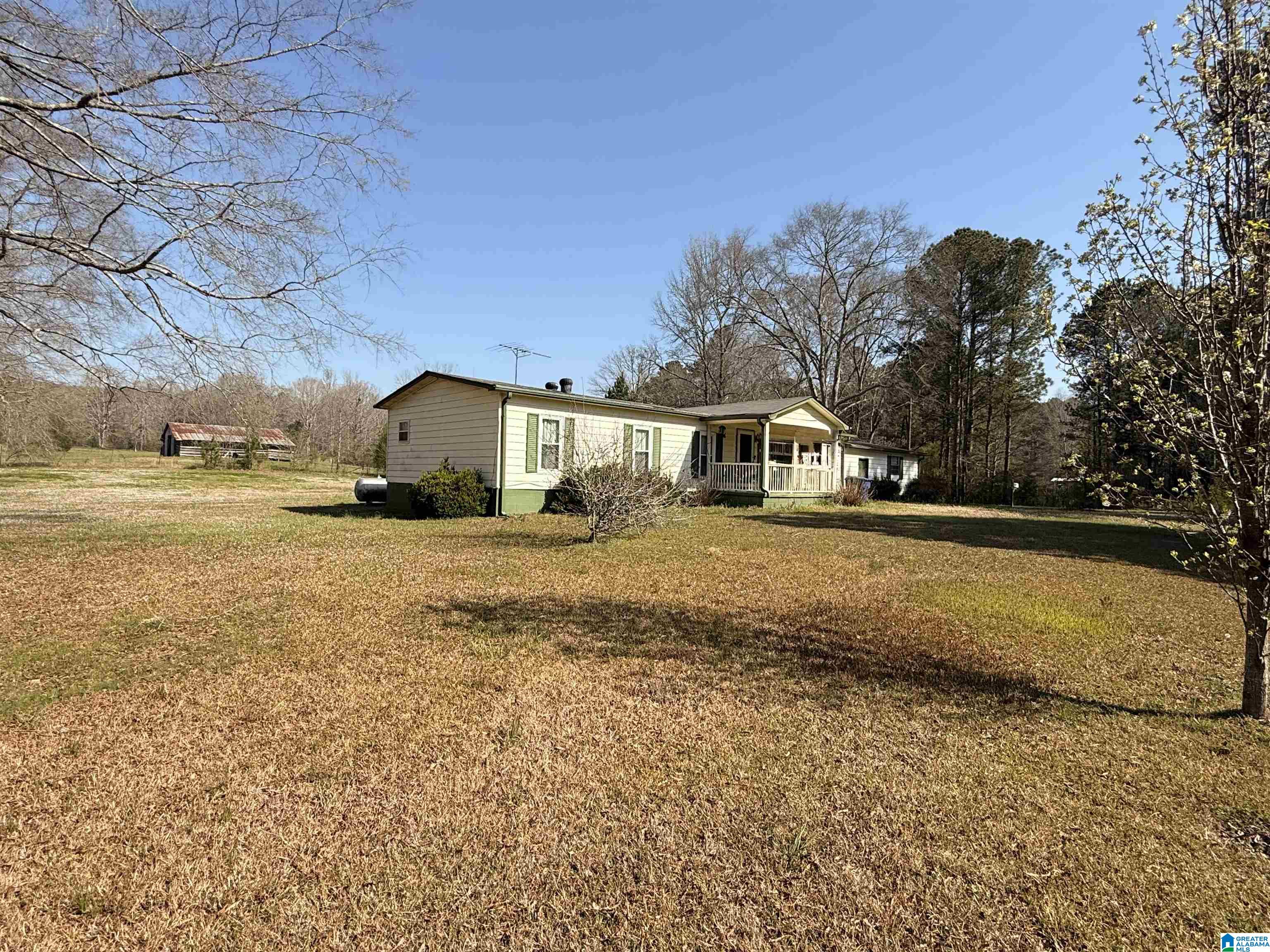 Homes for sale in Ragland, AL | 4761 Hwy 144, Ragland, AL 35131 | MLS# 21447325