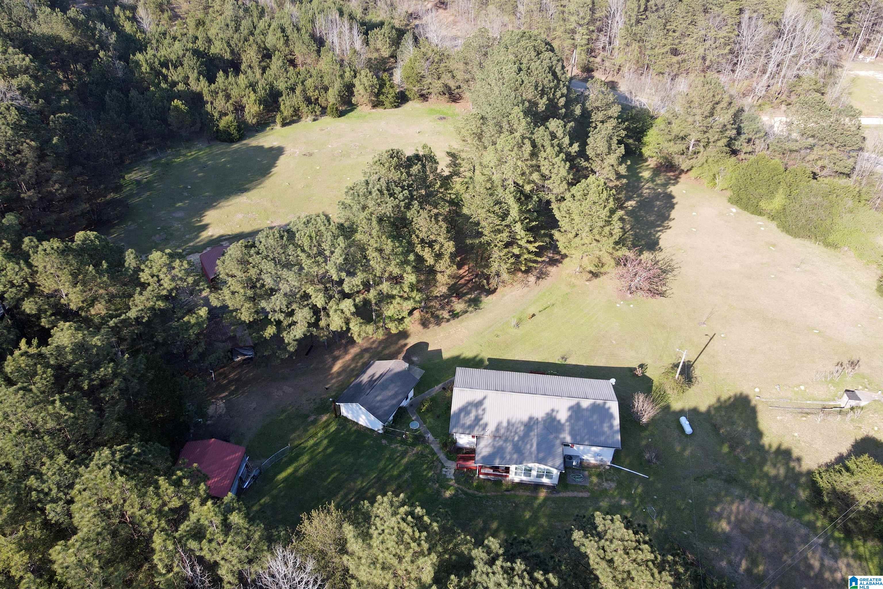 Homes for sale in Berry, AL | 1901 County Road 83, Berry, AL 35546 | MLS# 21447464