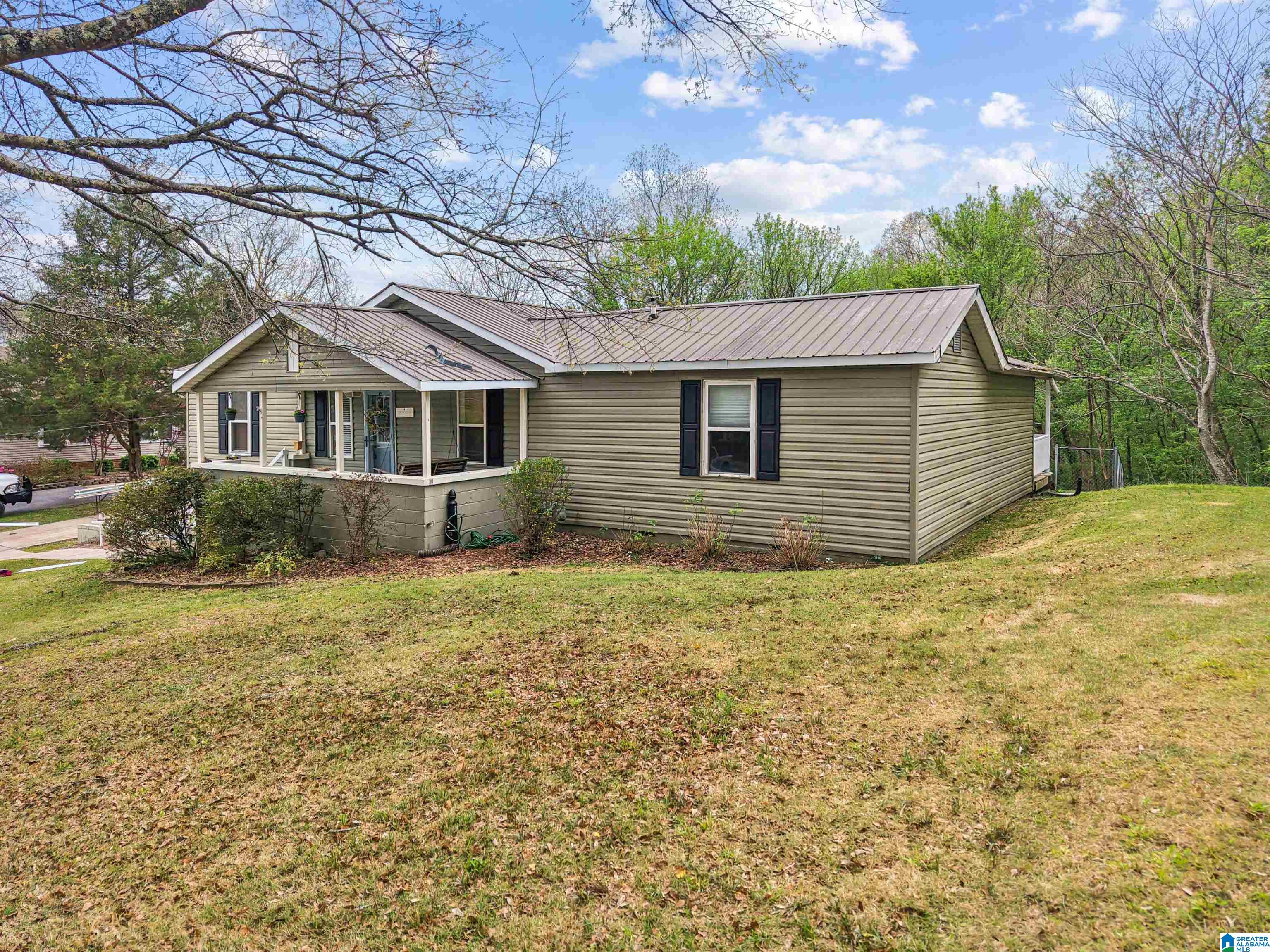 Homes for sale in Trussville, AL | 3057 Whites Chapel Parkway, Trussville, AL 35173 | MLS# 21447487