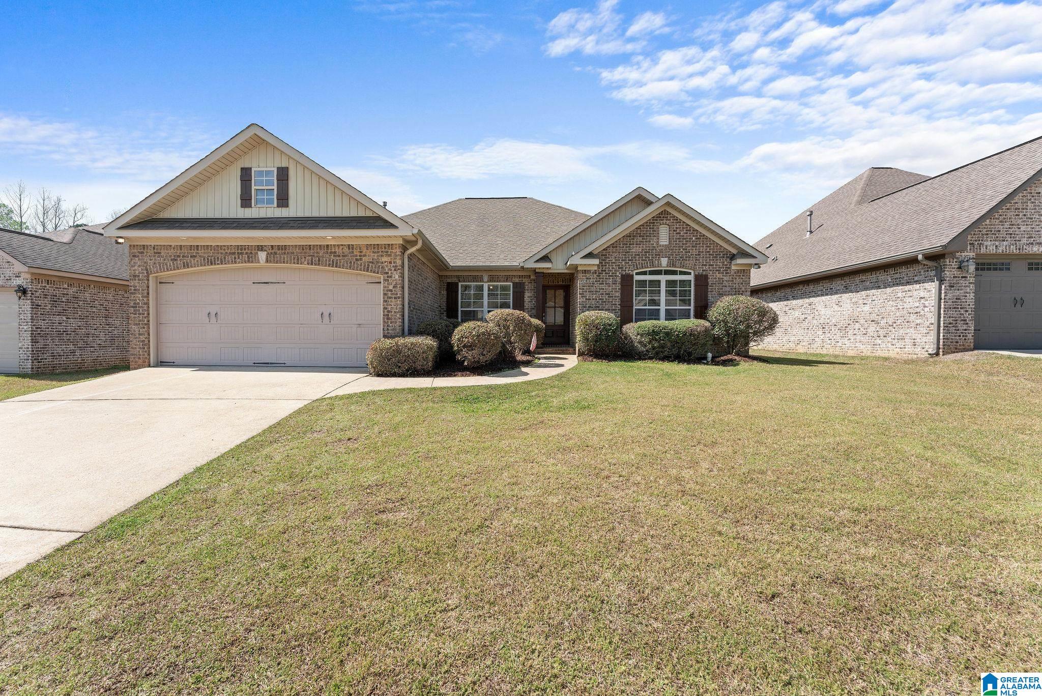 Homes for sale in Northport, AL | 13986 Knoll Pointe Dr, Northport, AL 35475 | MLS# 21447542