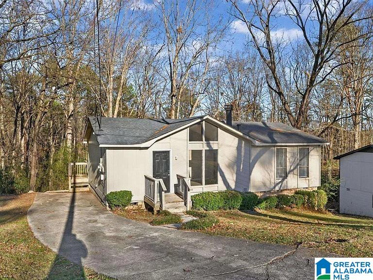 3031 Apple Valley Lane