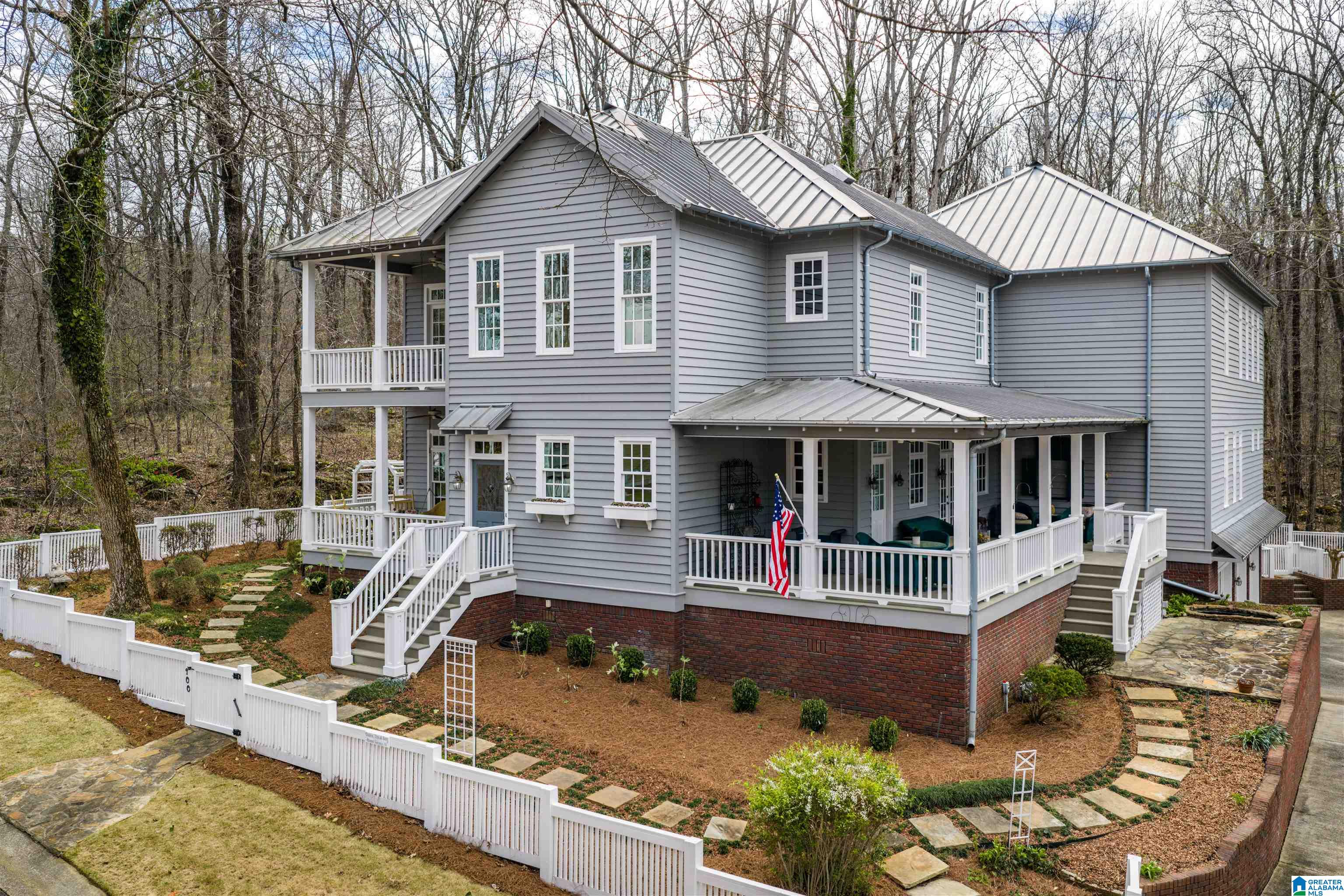 100 RANDOLPH ROAD
