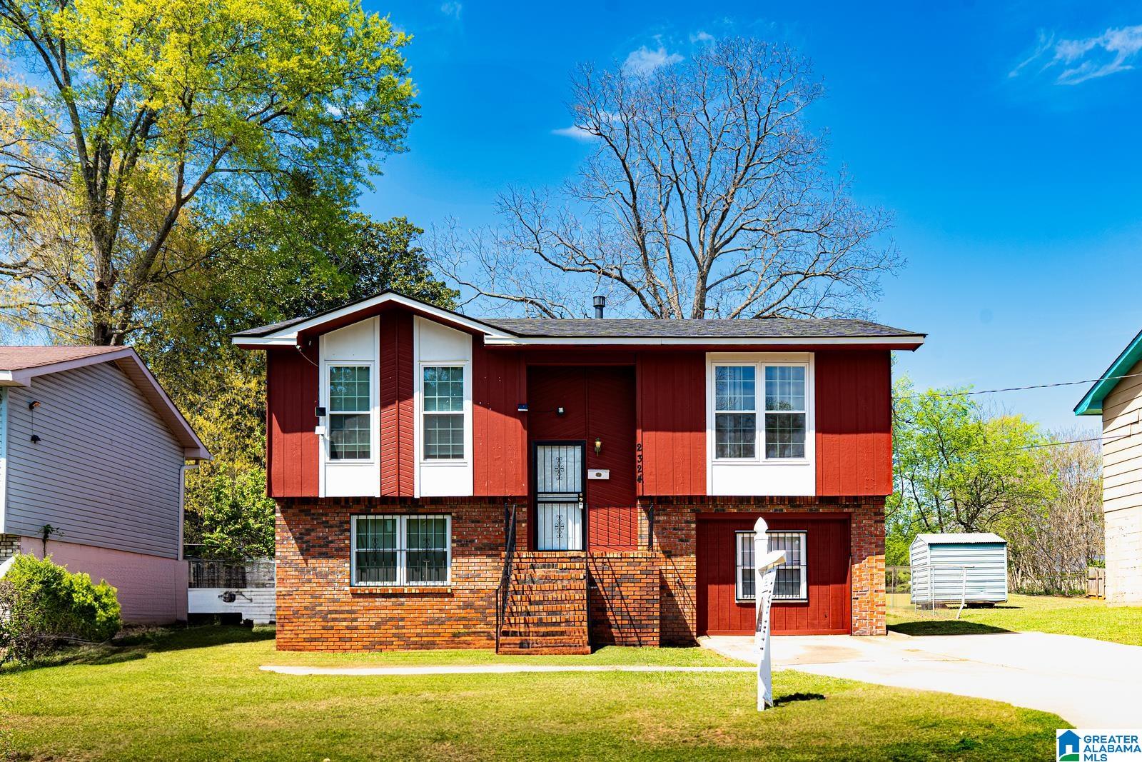 Homes for sale in Birmingham, AL | 2324 Beulah Avenue Sw, Birmingham, AL 35211 | MLS# 21447567