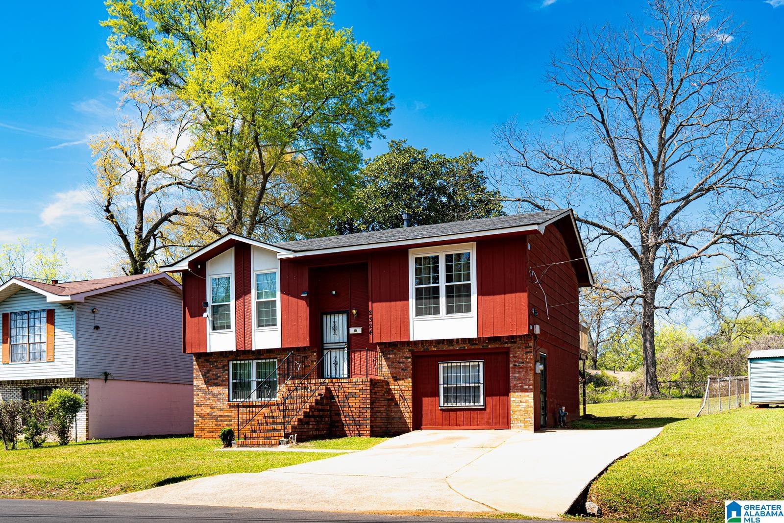 Homes for sale in Birmingham, AL | 2324 Beulah Avenue Sw, Birmingham, AL 35211 | MLS# 21447567